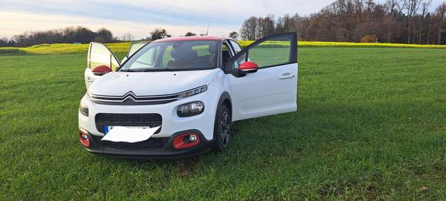 Imagine Citroen C3 Pure Tech 110 S&S SHINE
