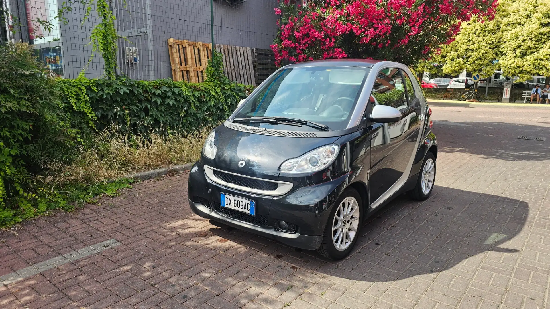 smart forTwo 1000 52 kW MHD coupé passion Nero - 1