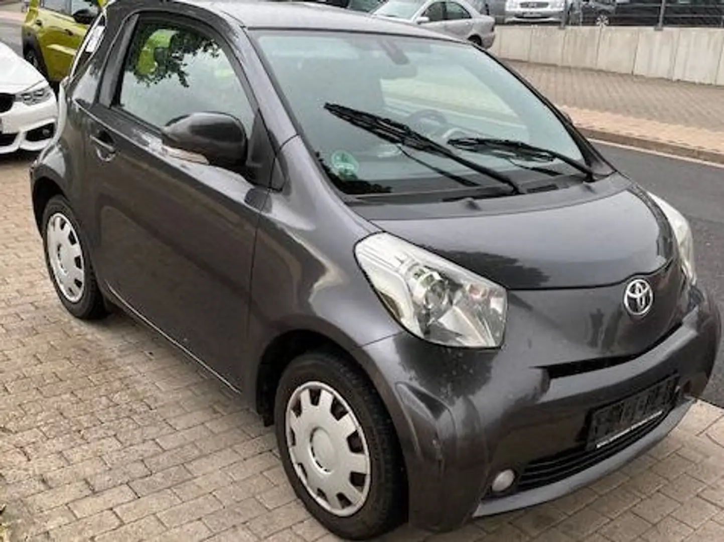 Toyota iQ 1.33 + Negru - 2