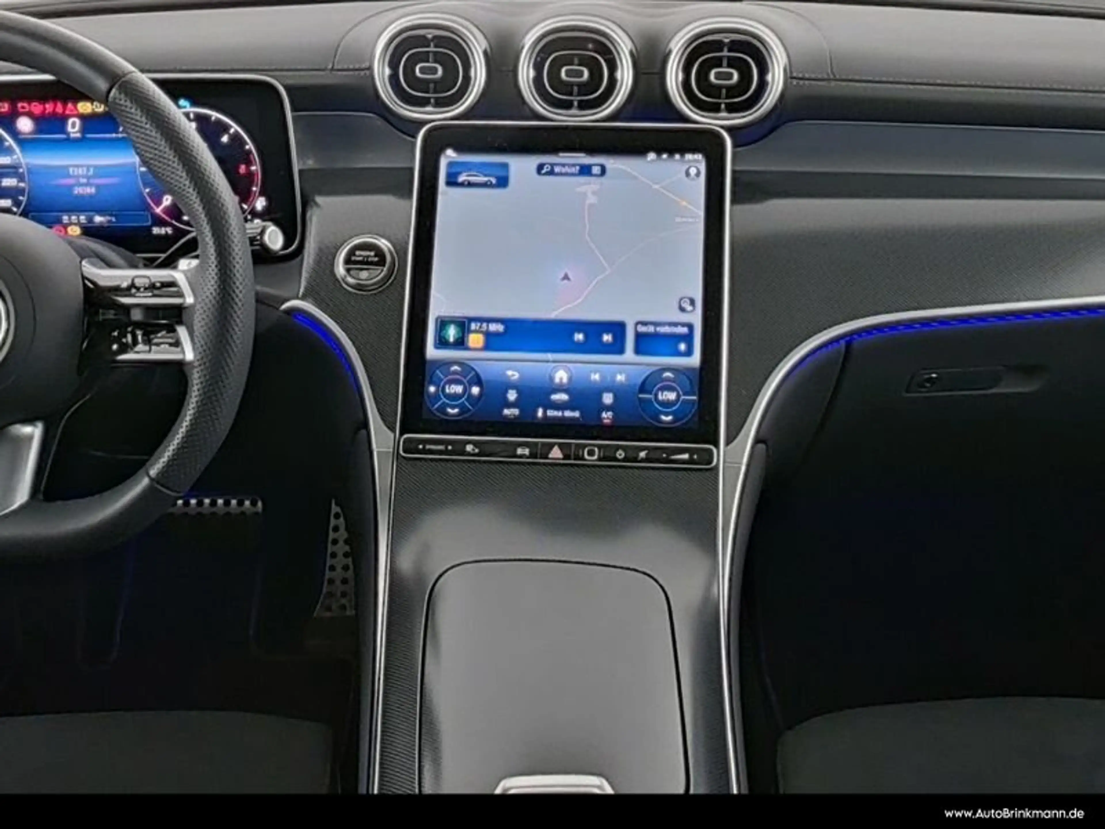 Mercedes-Benz GLC 450 GLC 450 d 4M AMG/PANO/AHK/20"/DISTRONIC/KAMERA LED — photo 5