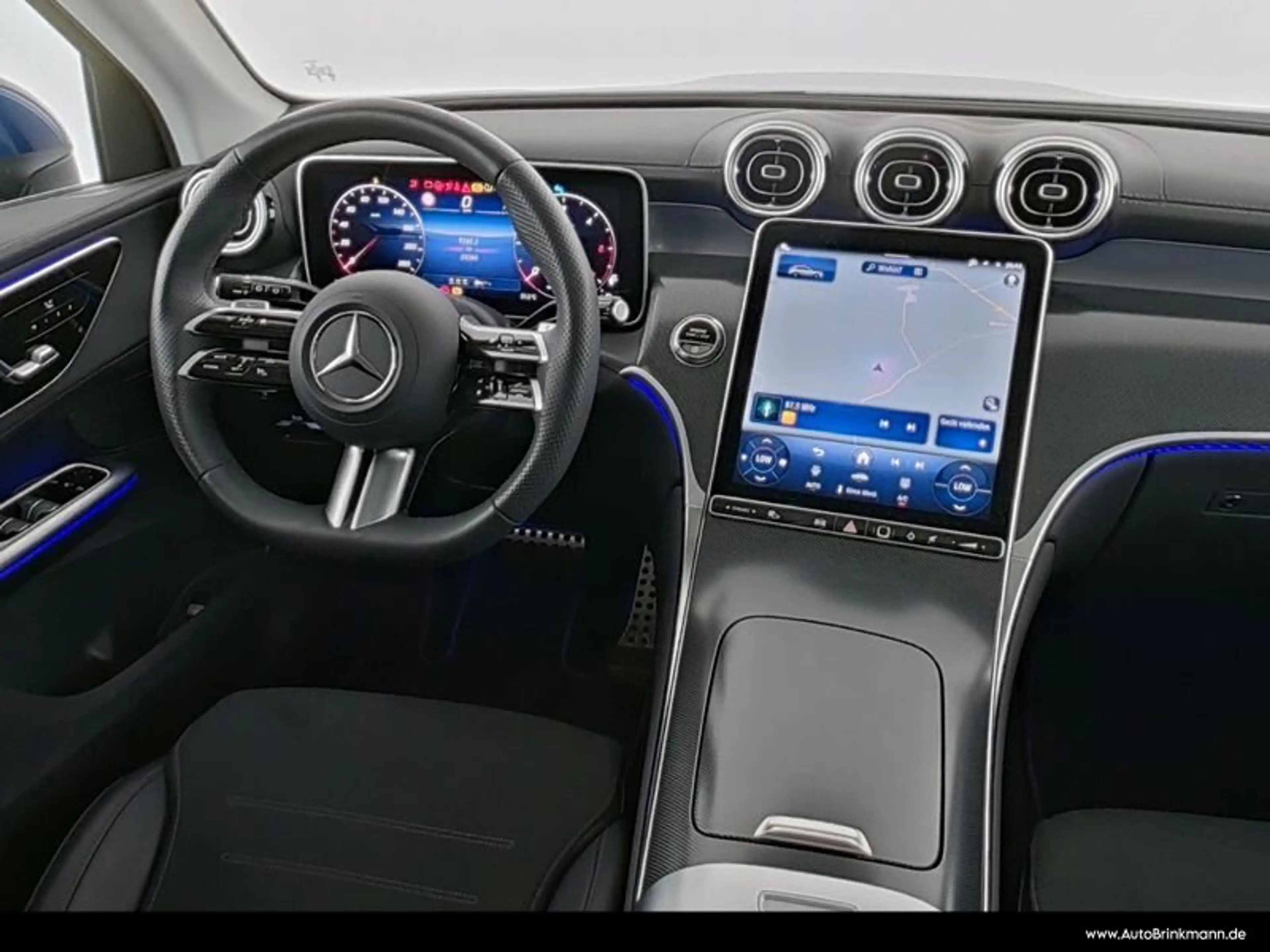 Mercedes-Benz GLC 450 GLC 450 d 4M AMG/PANO/AHK/20"/DISTRONIC/KAMERA LED — photo 6