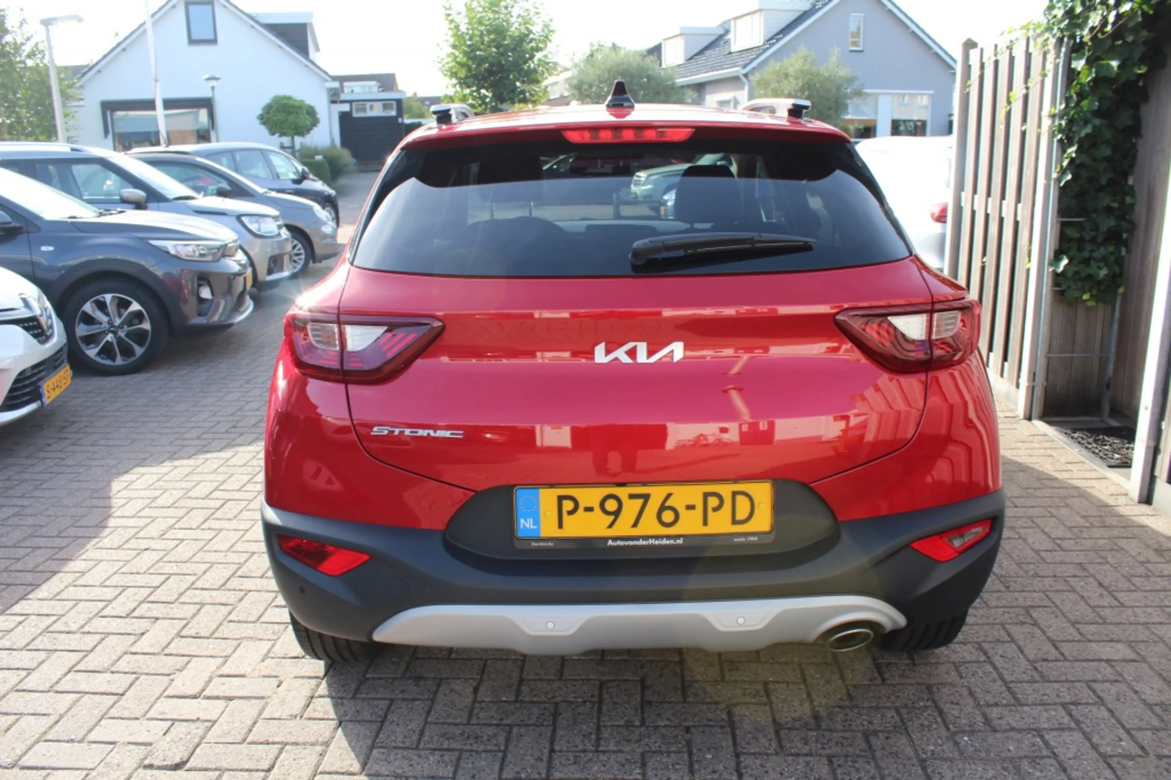 Kia Stonic 1.0 T-GDi MHEV Dynamic+Line — photo 5