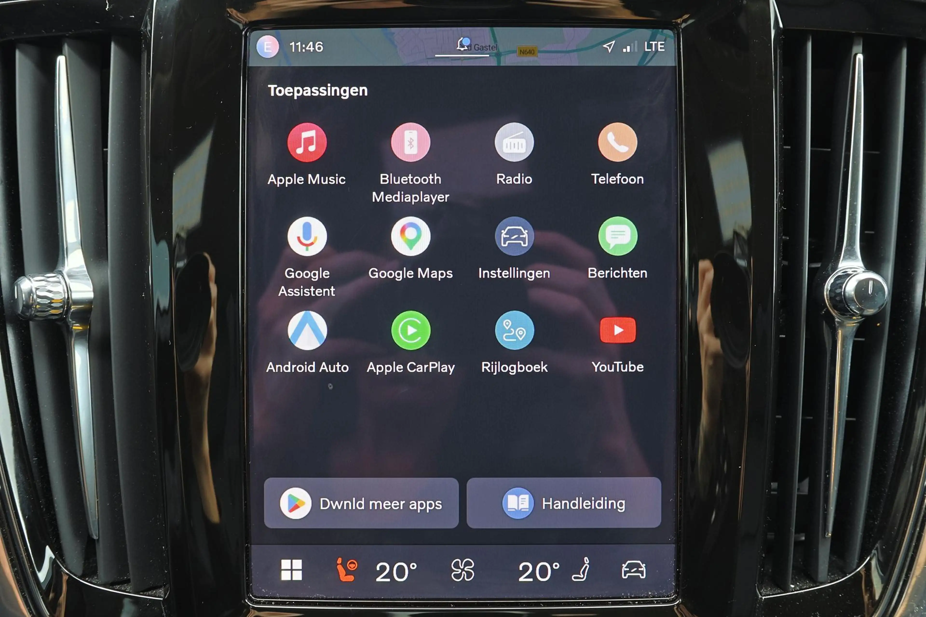 Volvo V90 T6 Recharge AWD Plus Dark - IntelliSafe Assist & S — photo 6