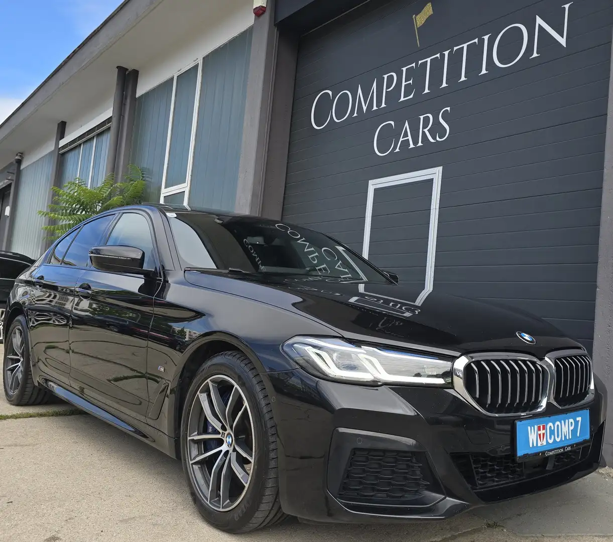 BMW 530 d FACELIFT M-PAKET LASER Schiebedach Sitzklima ACC Schwarz - 1