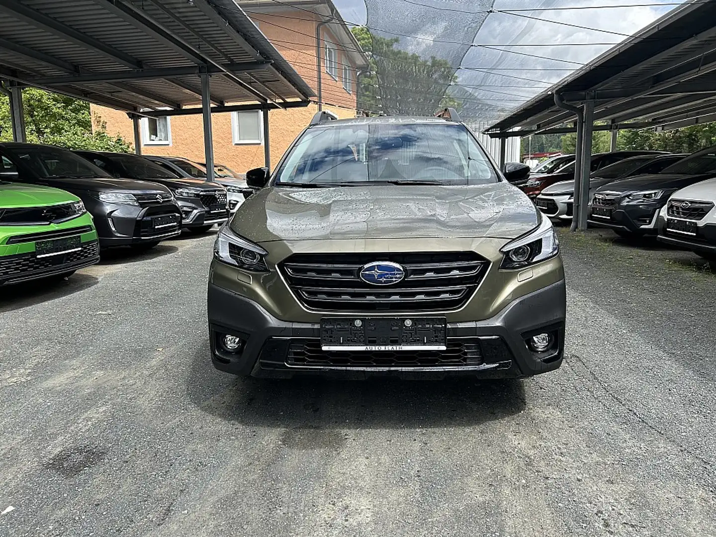 Subaru OUTBACK Outback 2,5i Adventure AWD CVT Groen - 2