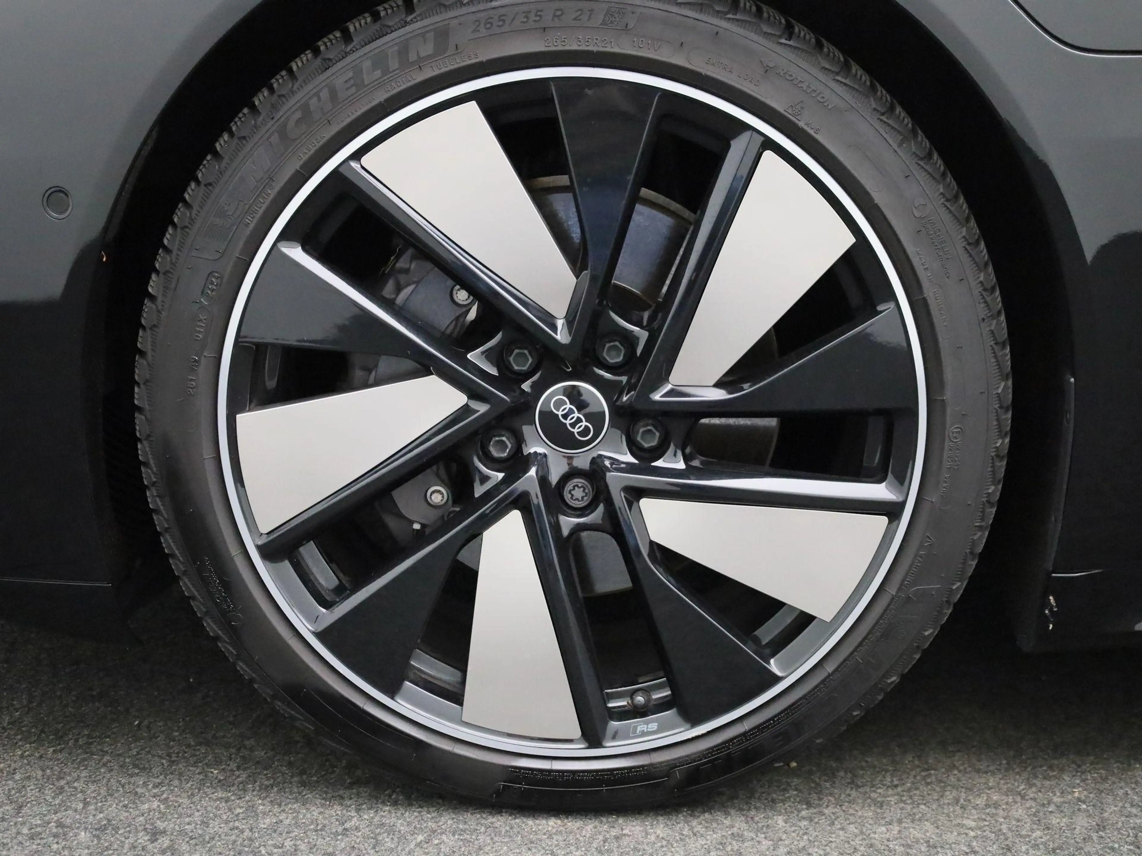 Audi e-tron GT 93 kWh 476 PK | Audi Exclusive | Navigatie | 360 C — photo 7