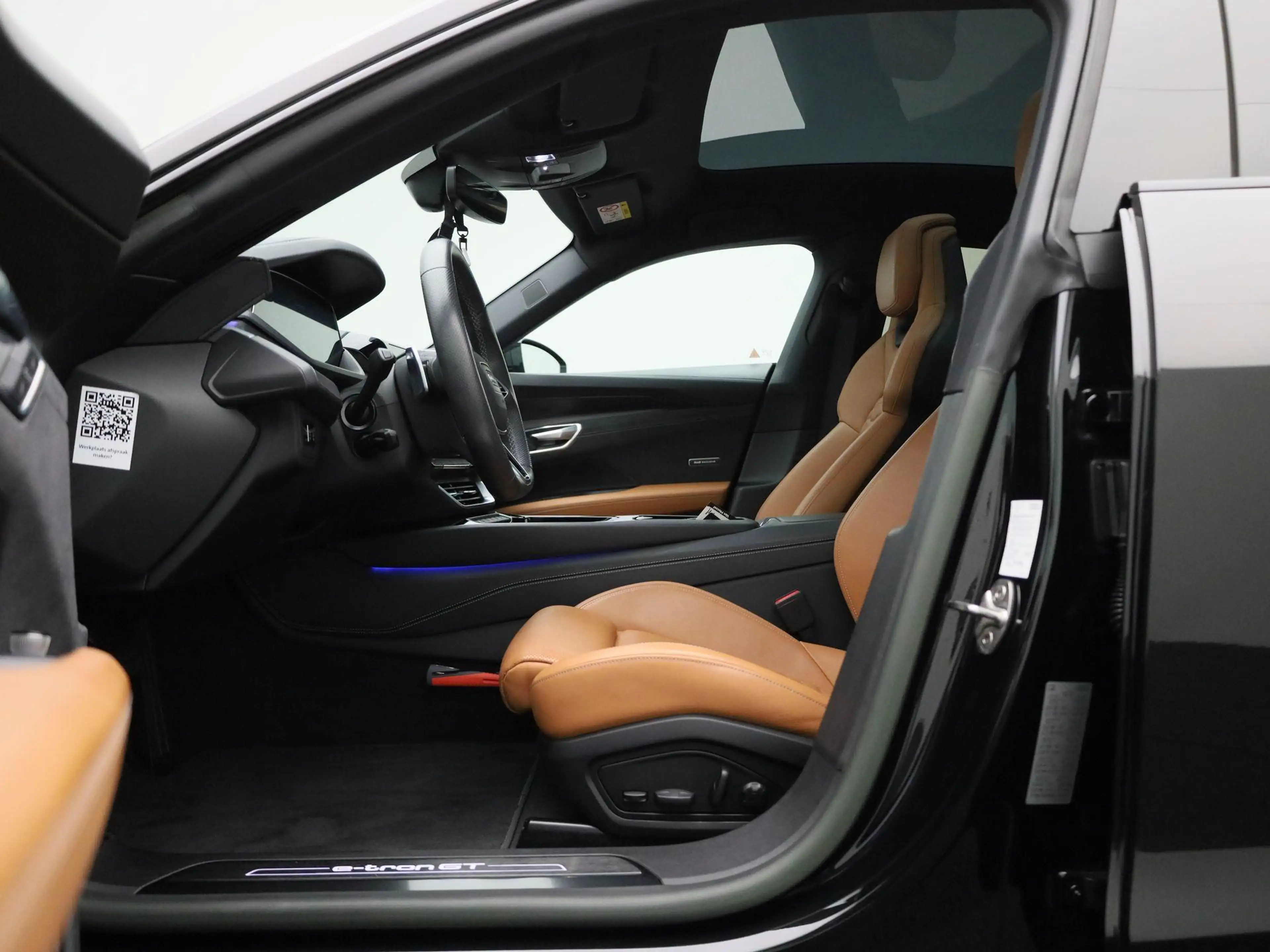 Audi e-tron GT 93 kWh 476 PK | Audi Exclusive | Navigatie | 360 C — photo 11