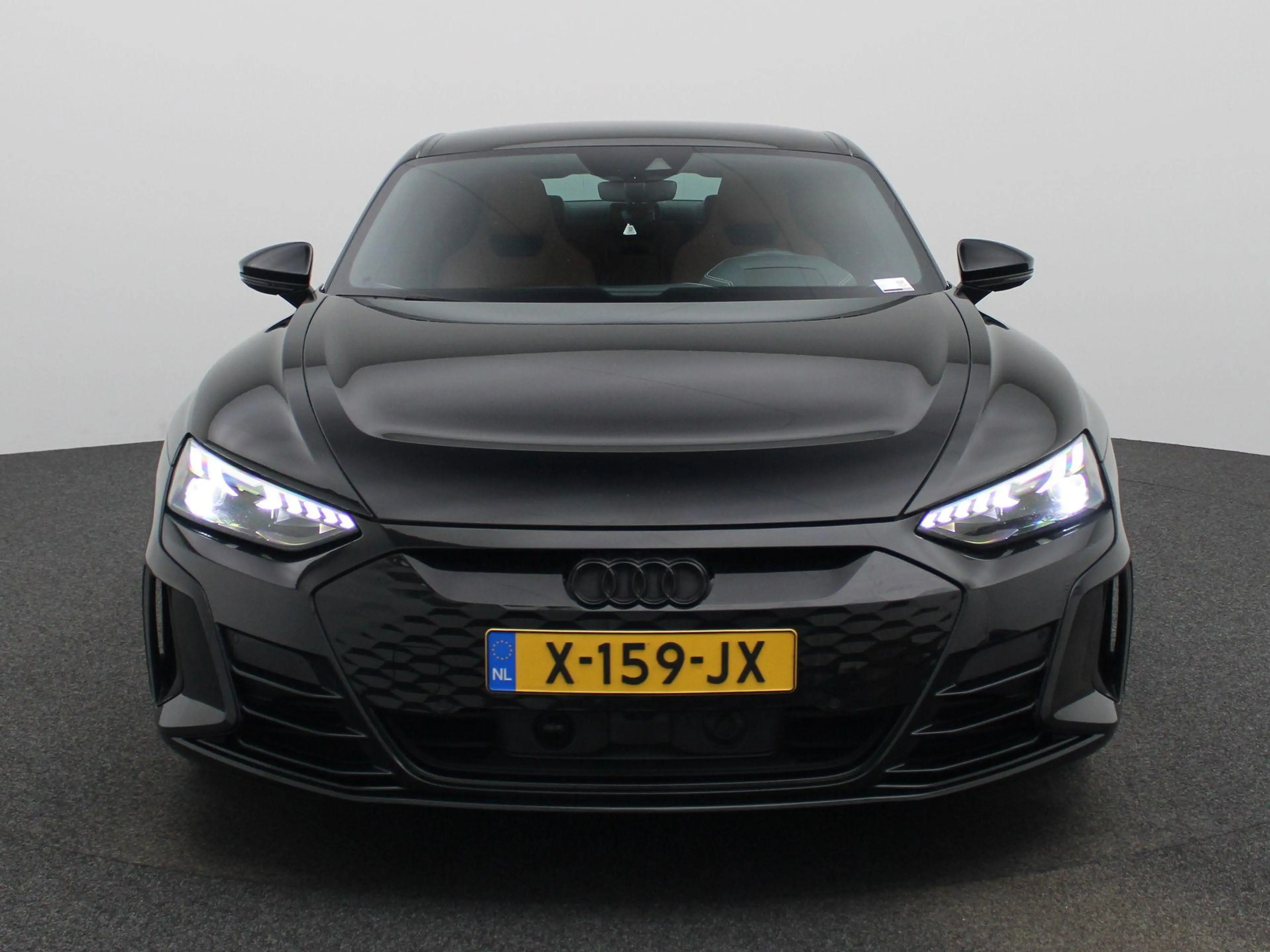 Audi e-tron GT 93 kWh 476 PK | Audi Exclusive | Navigatie | 360 C — photo 2