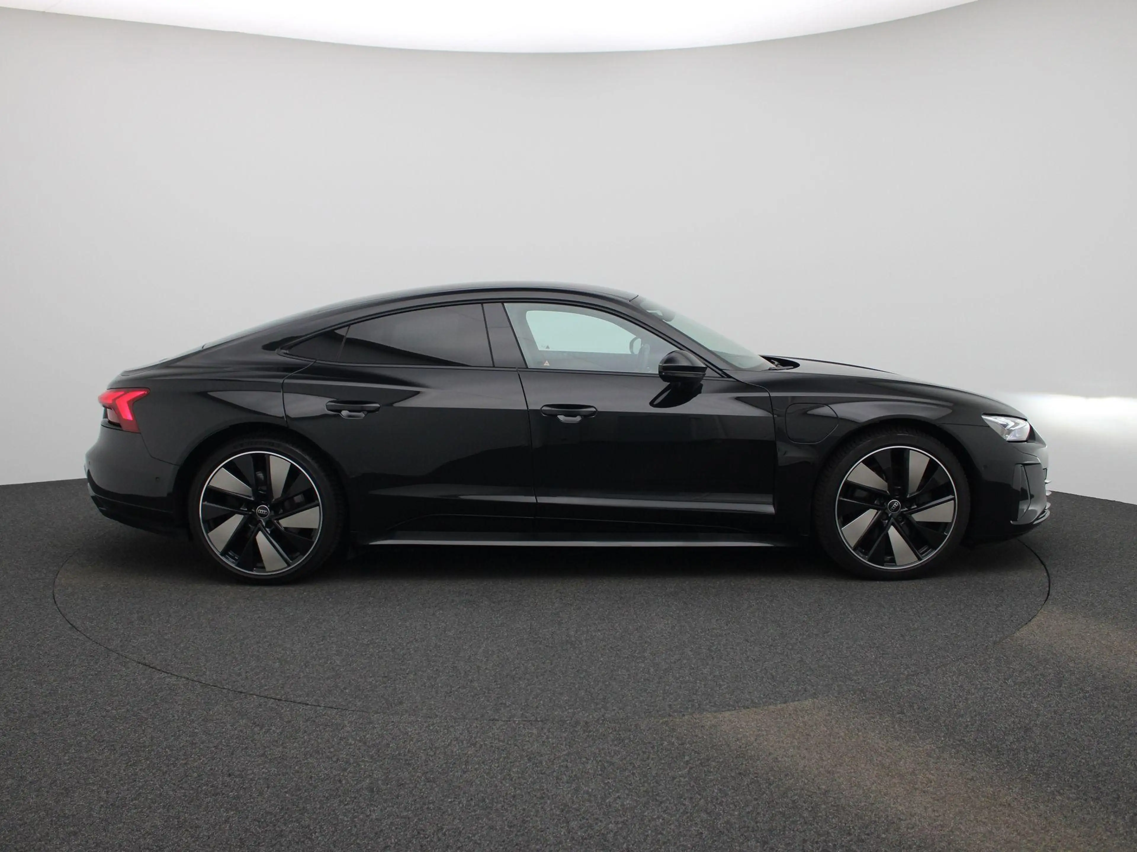 Audi e-tron GT 93 kWh 476 PK | Audi Exclusive | Navigatie | 360 C — photo 6