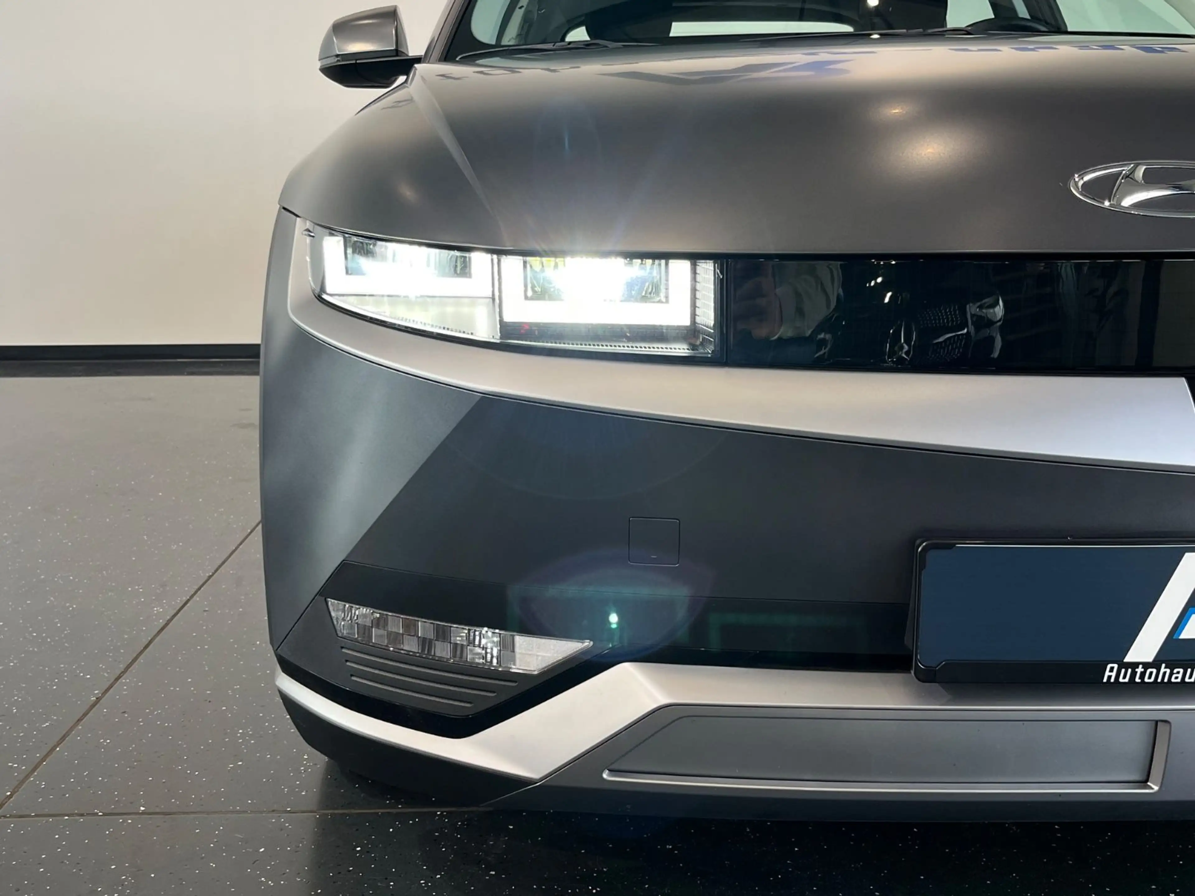 Hyundai IONIQ 5 72,6KwH*MATT*WÄRMEPUMPE*Garantie 02/2030 — photo 9