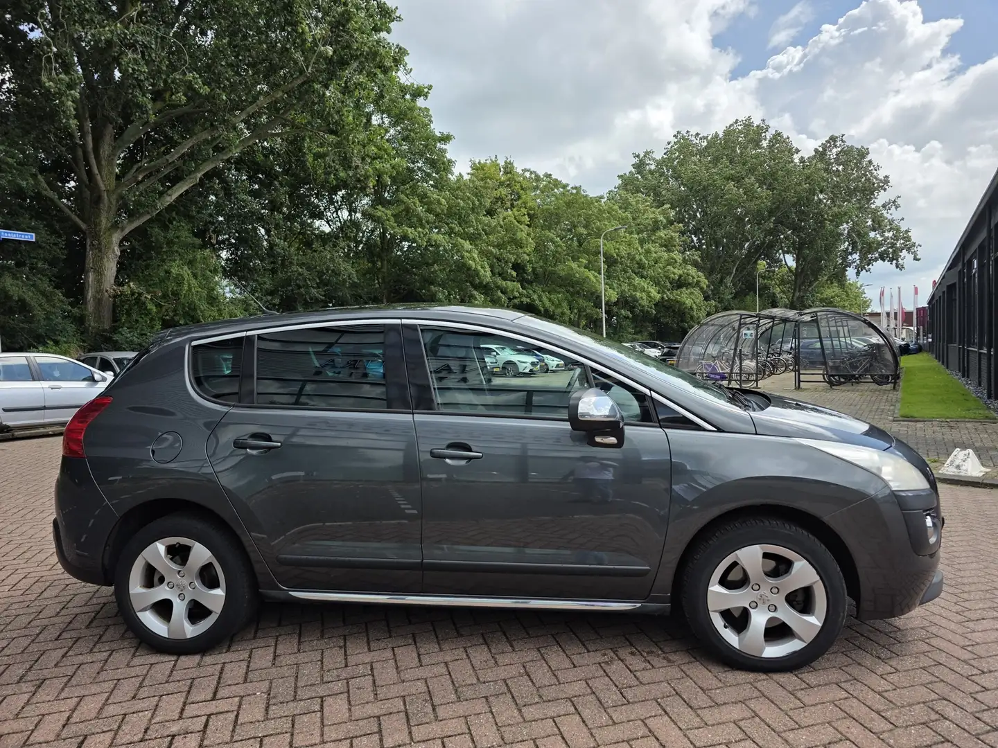 Peugeot 3008 1.6 THP Allure CLIMA Volledig onderhouden Navigati Gris - 2
