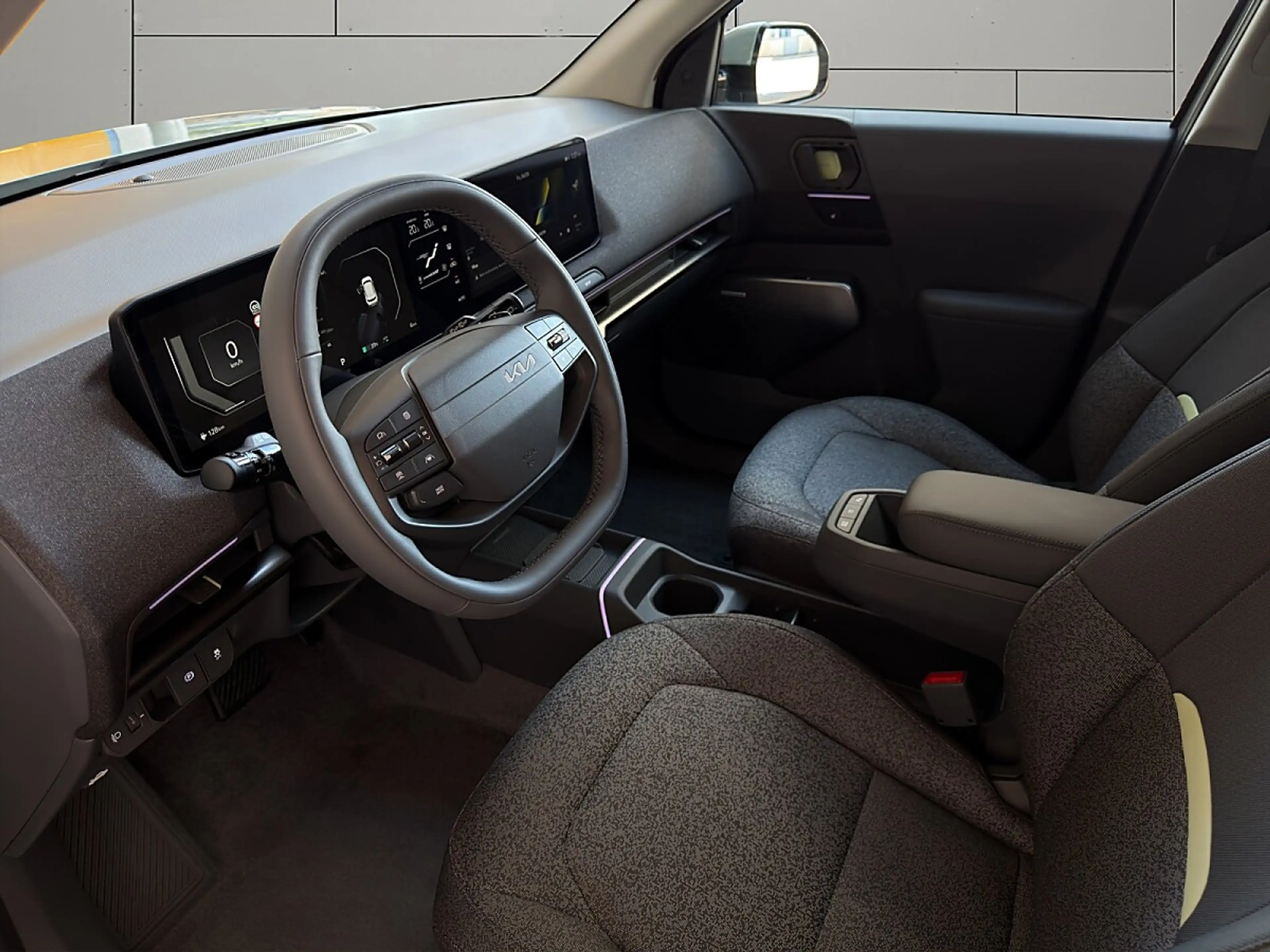Kia EV2 4S FWD 61kWh Earth Plus — photo 8