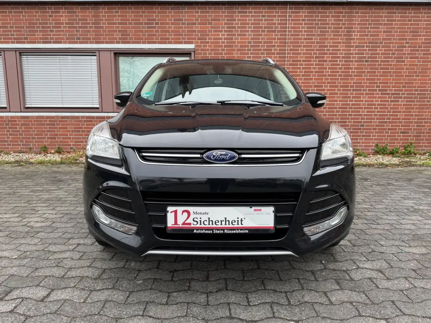 Ford Kuga Titanium T.LEDER*TEMPO*PDC*SPRTZ*SHZ*1.HAND Noir - 2