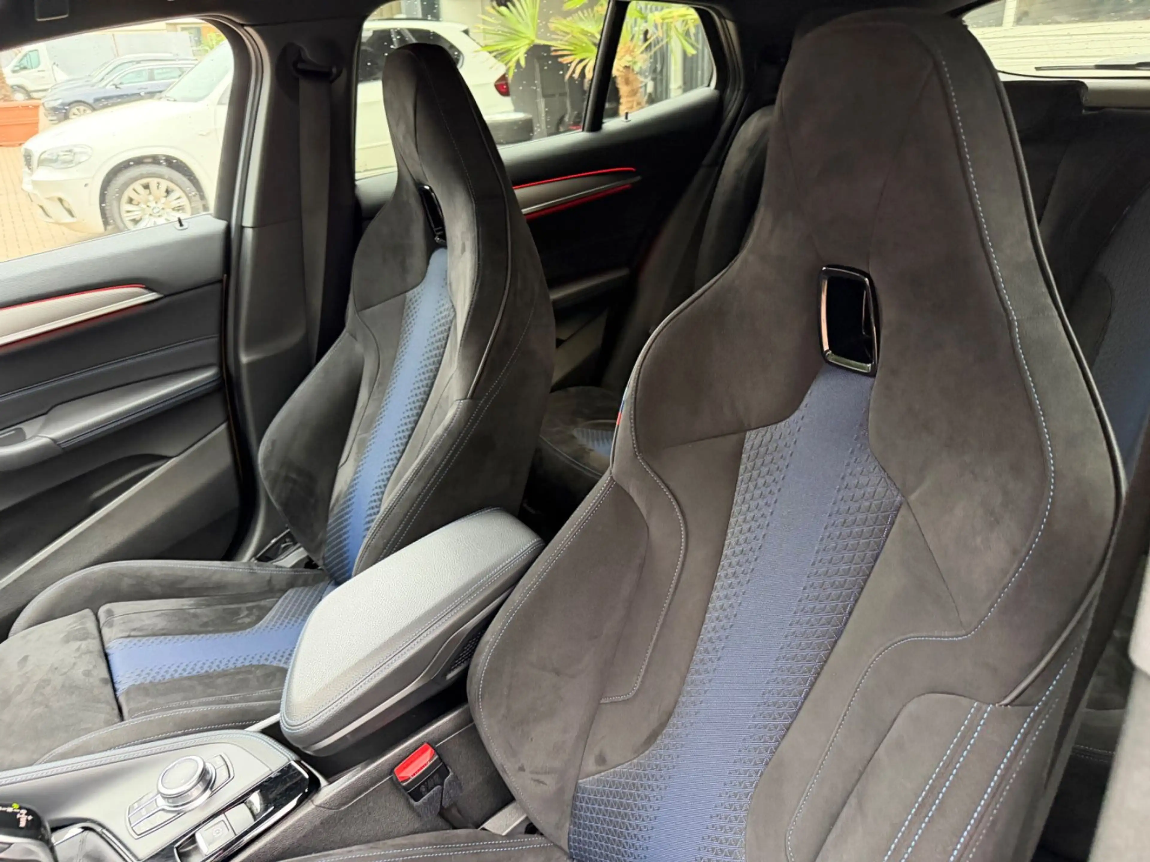 BMW X2 xDrive M35 i Euro 6 LED Automatik — photo 13
