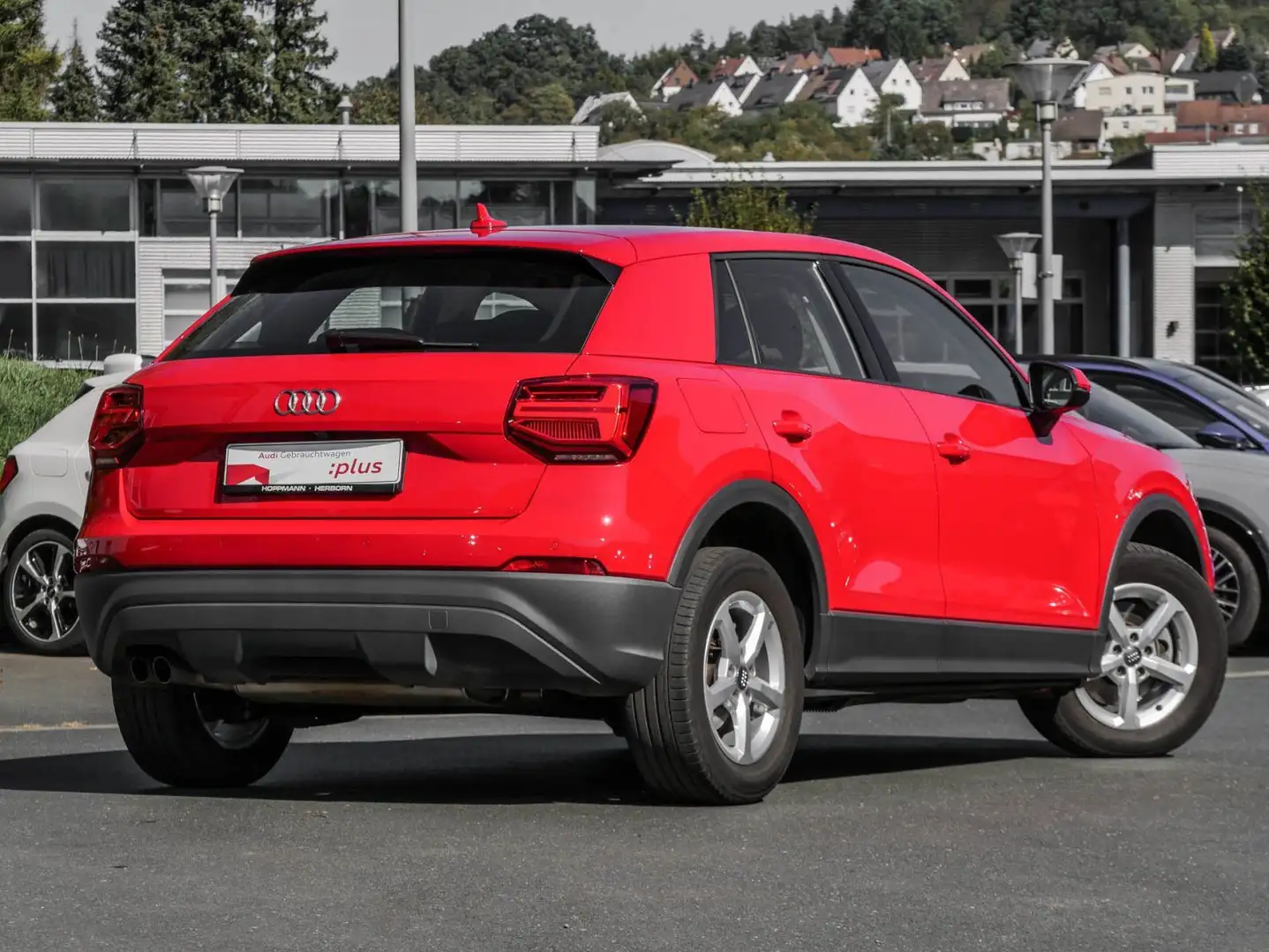 Audi Q2 1.4 TFSI LED Kamera Navi PDC ACC Rot - 2