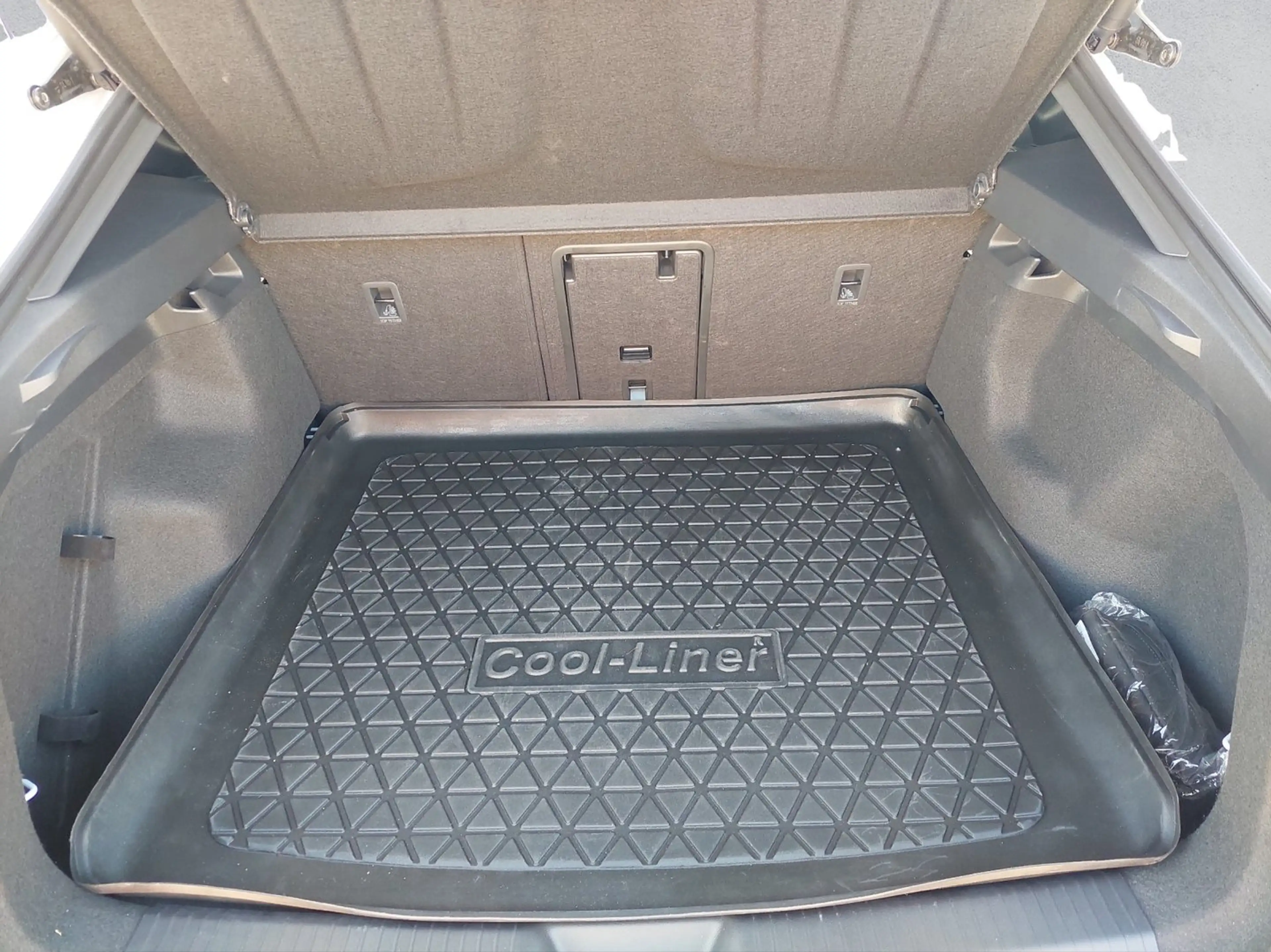 CUPRA Tavascan Adrenaline 210kW/286PS — photo 11