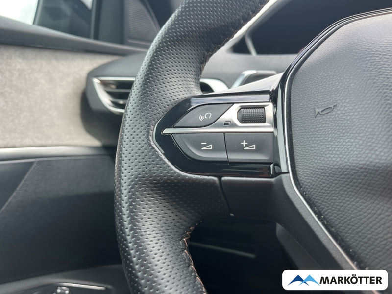 Peugeot 5008 130 GT ACC/Totwinkel/Sitzheizung/Schiebedach — photo 14