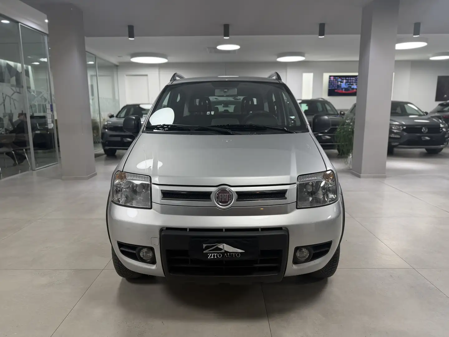 Fiat Panda 1.3 mjt 16v Climbing 4x4 75cv Silber - 2