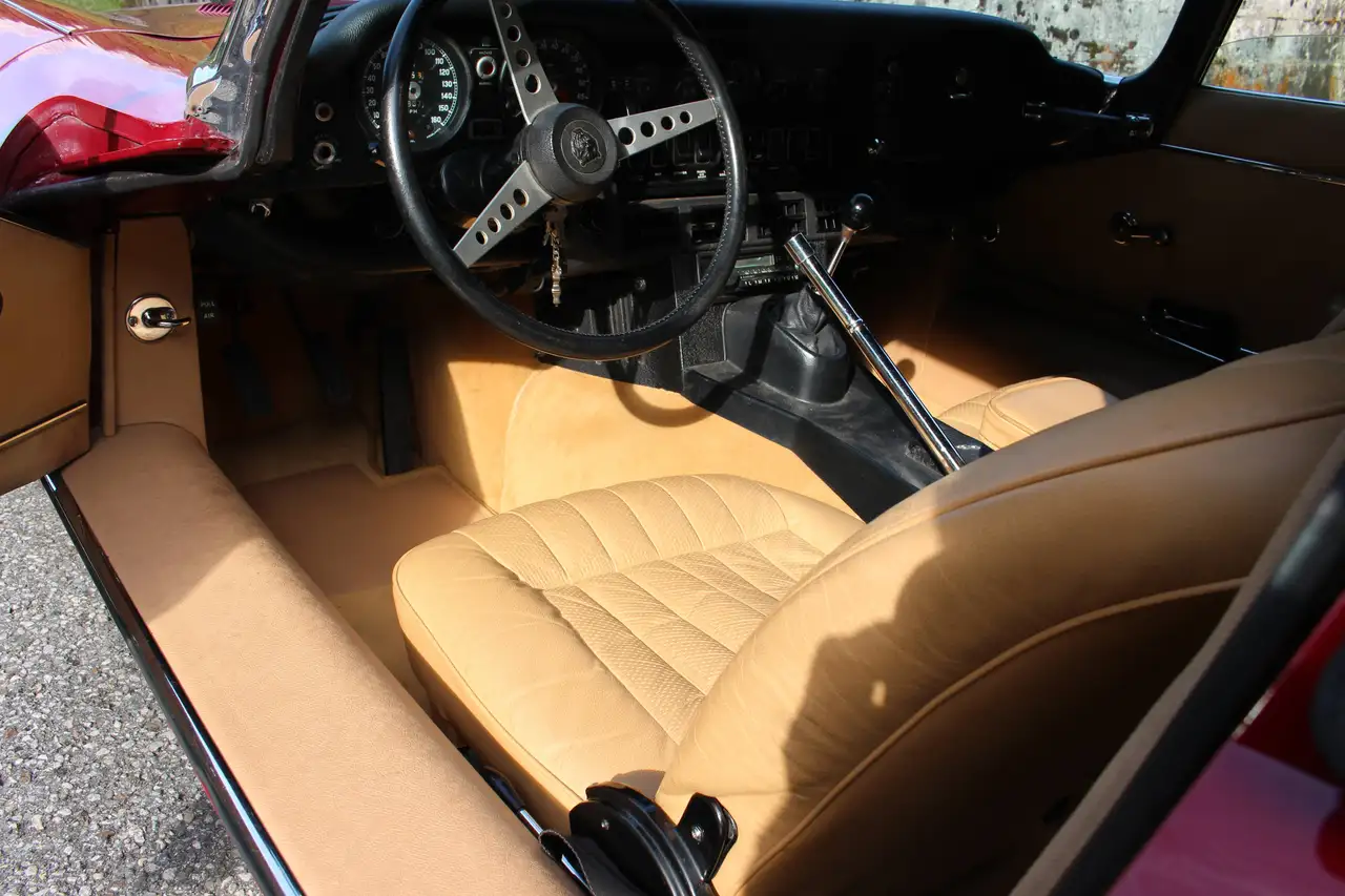Jaguar E-Type Serie III V12 Roadster Originales Fahrzeug im E r s t l a c k und mit g a r a n t i e r t e r Laufleistung, foto 6