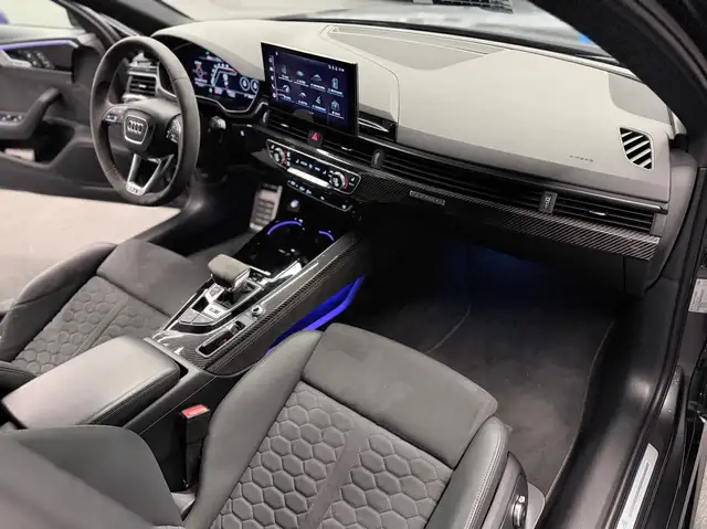 Audi RS4 2.9 TFSI quattro Competition Plus , Dekor Carbon Ansicht 23