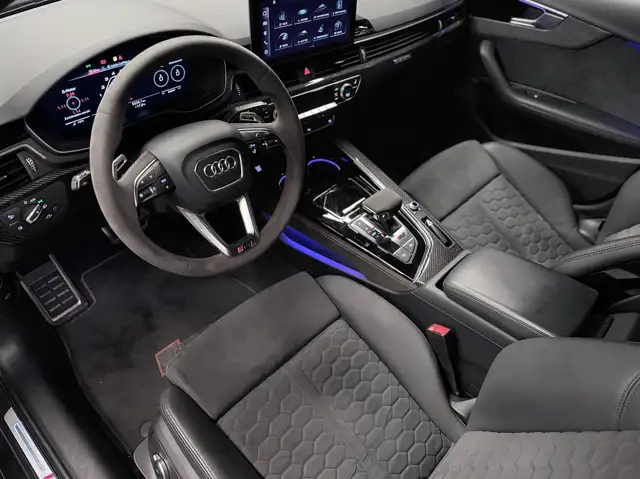 Audi RS4 2.9 TFSI quattro Competition Plus , Dekor Carbon Ansicht 13