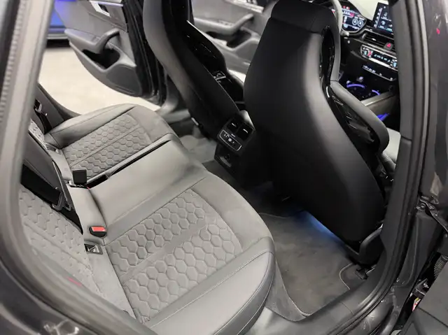 Audi RS4 2.9 TFSI quattro Competition Plus , Dekor Carbon Ansicht 21