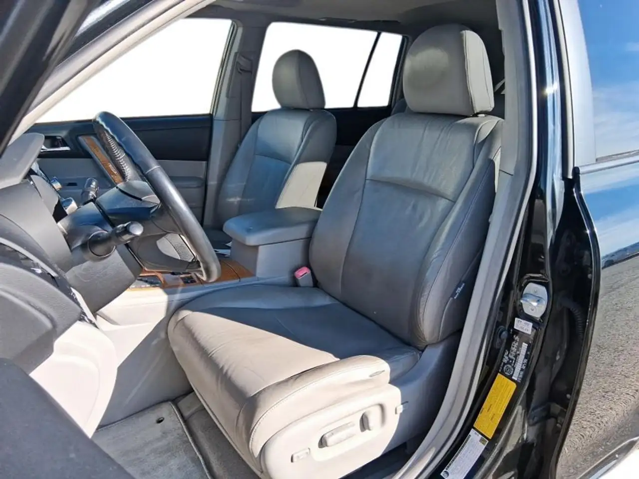 Toyota Highlander photo Toyota Highlander