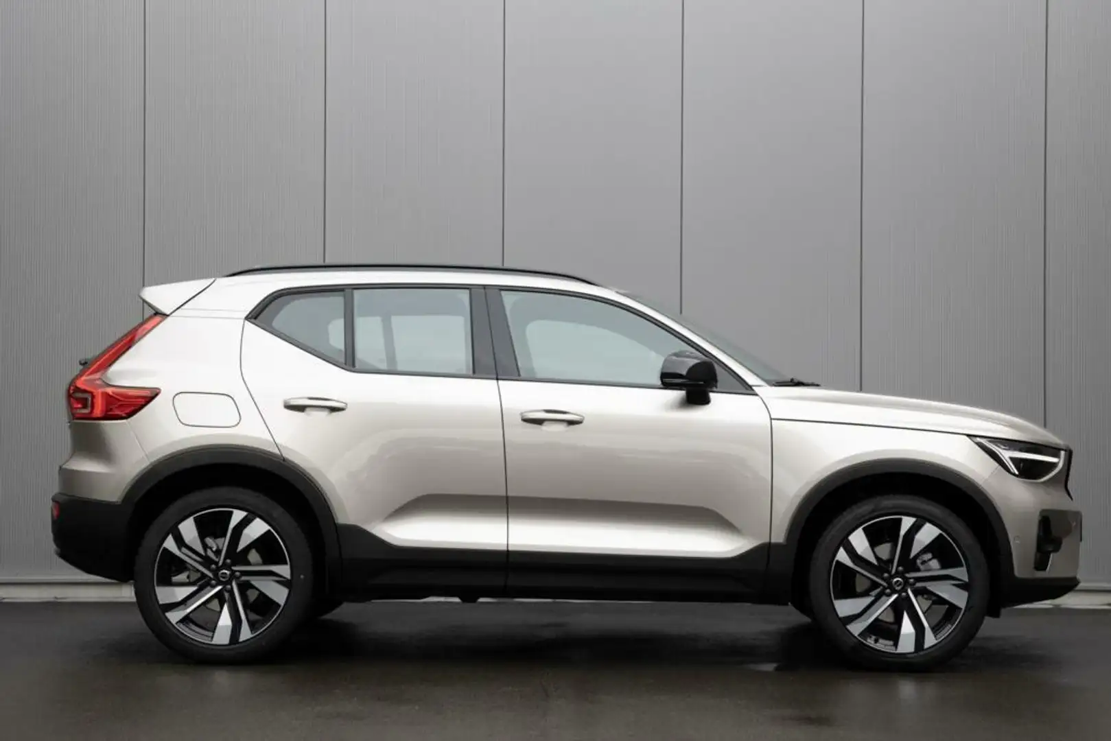 Volvo XC40 B4 MY2026 SAMENSTELLEN EXTRA VOORDEEL - 2
