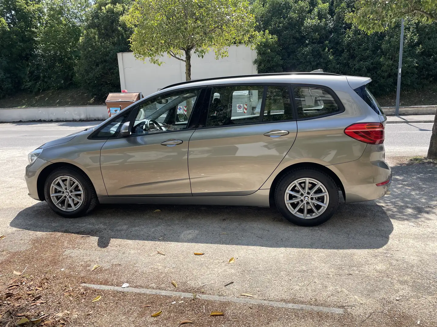 BMW 216 216d Active Tourer Advantage Grigio - 2