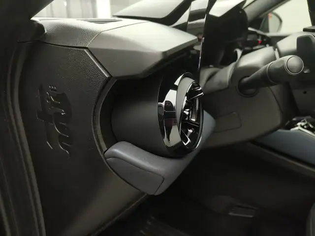 Alfa Romeo Junior view 14