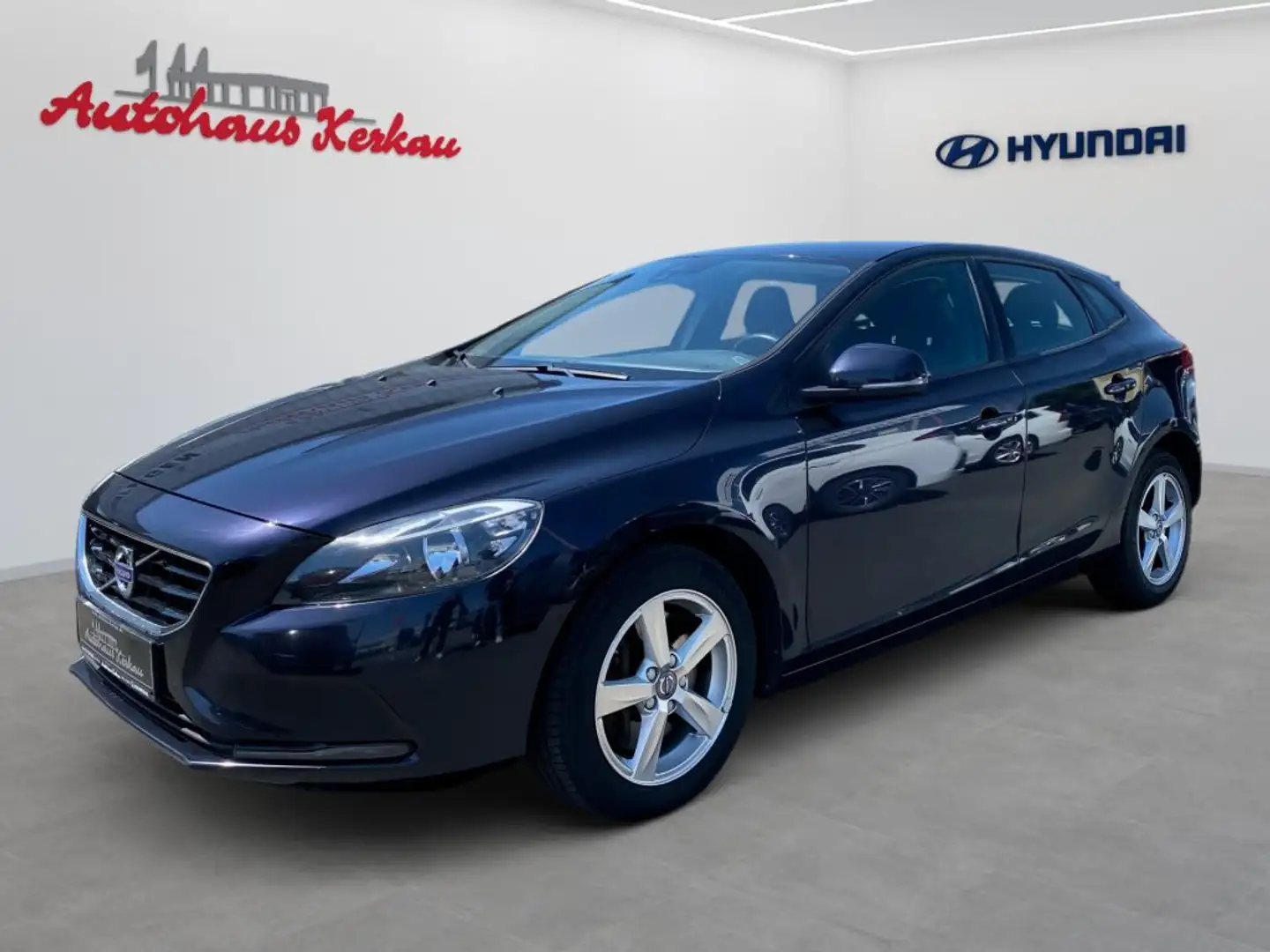 Volvo V40 D3 Kinetic +R.Kamera+ Klima-P.+ PDC - 1