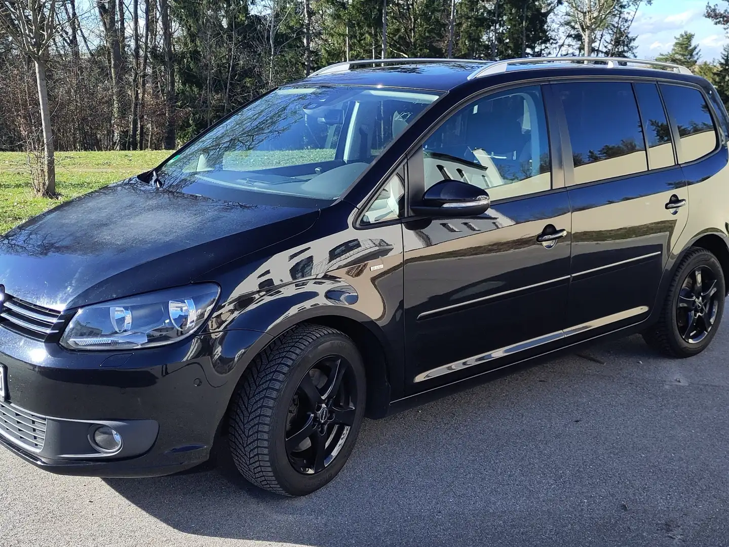 Volkswagen Touran Touran 2.0 TDI DPF BlueMotion Technology Comfortli Schwarz - 1