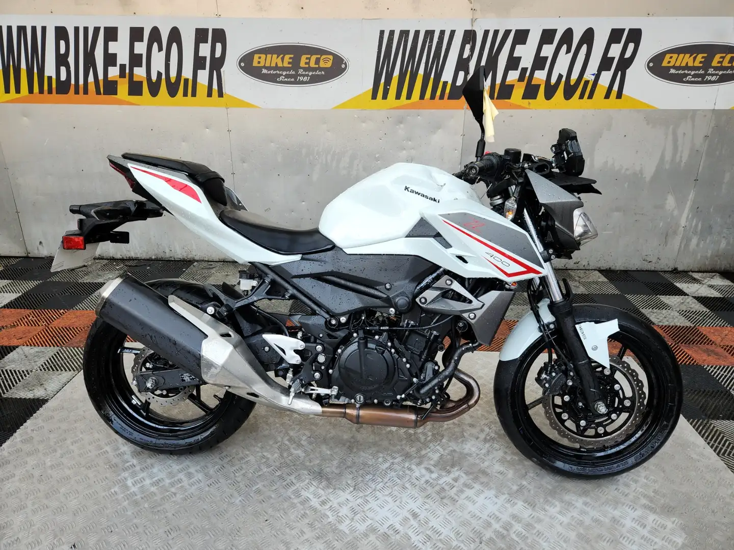 Kawasaki Z 400 Blanc - 1