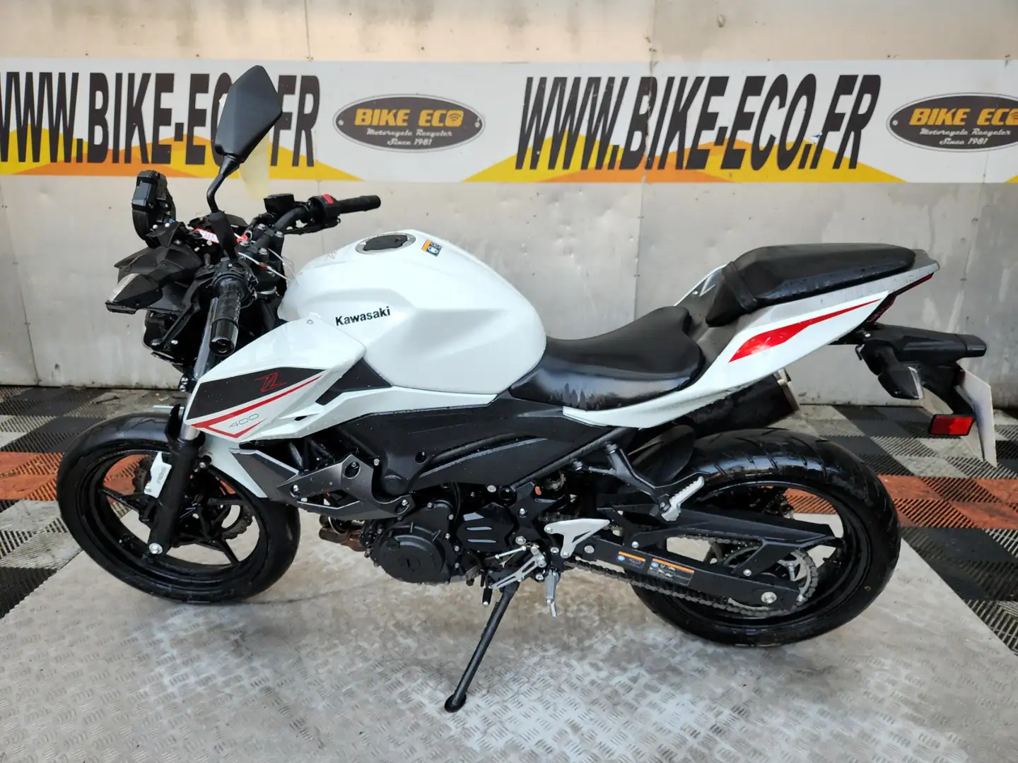 Kawasaki Z 400 Blanc - 2