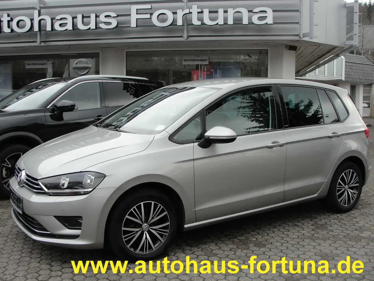 Volkswagen Golf Sportsvan VII 1.6 TDI Allstar Klimaautom. Argent - 2