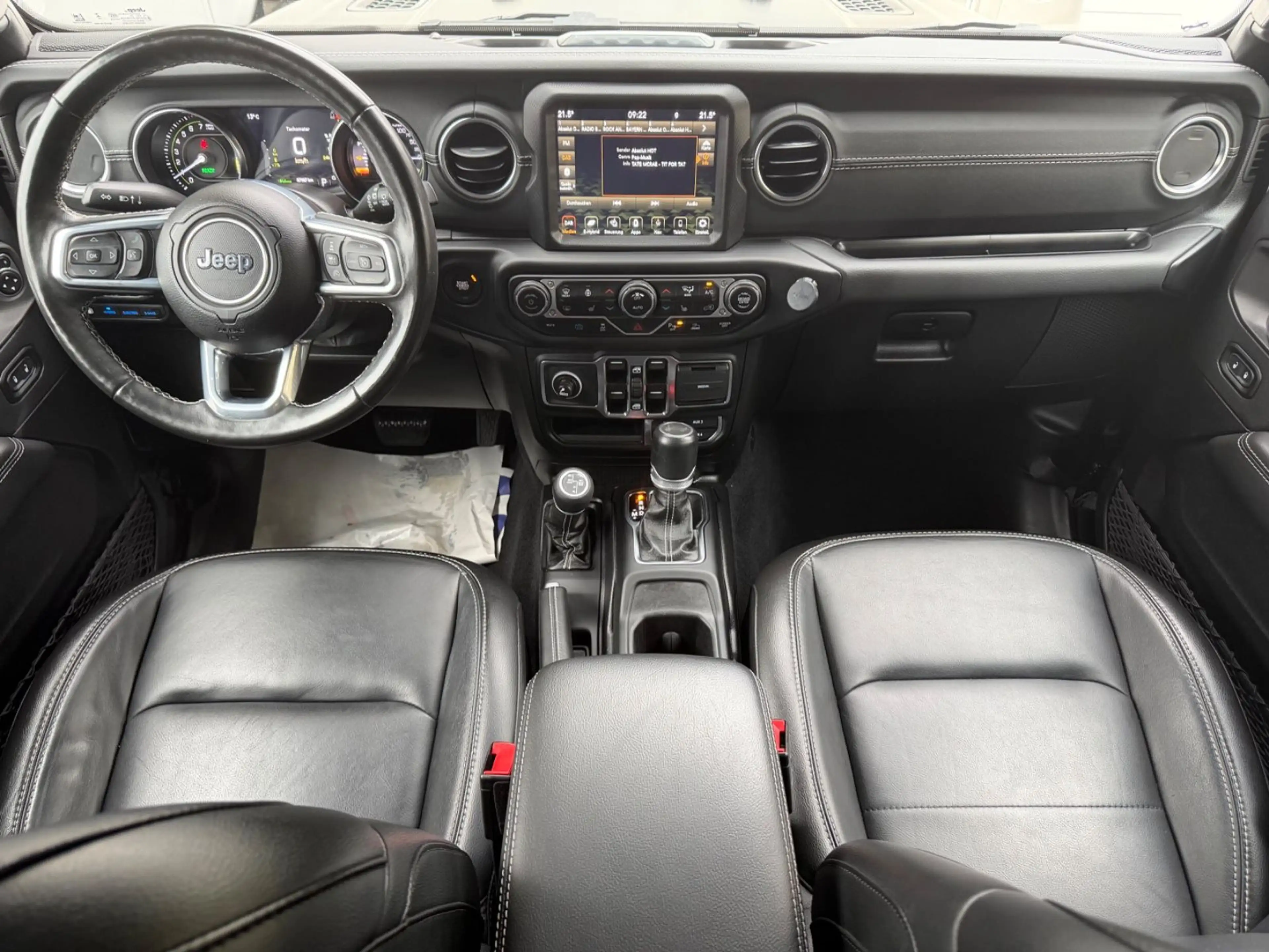 Jeep Wrangler Unlim Sahara Plug-In Hybr~Leder~ACC~Kam — photo 15