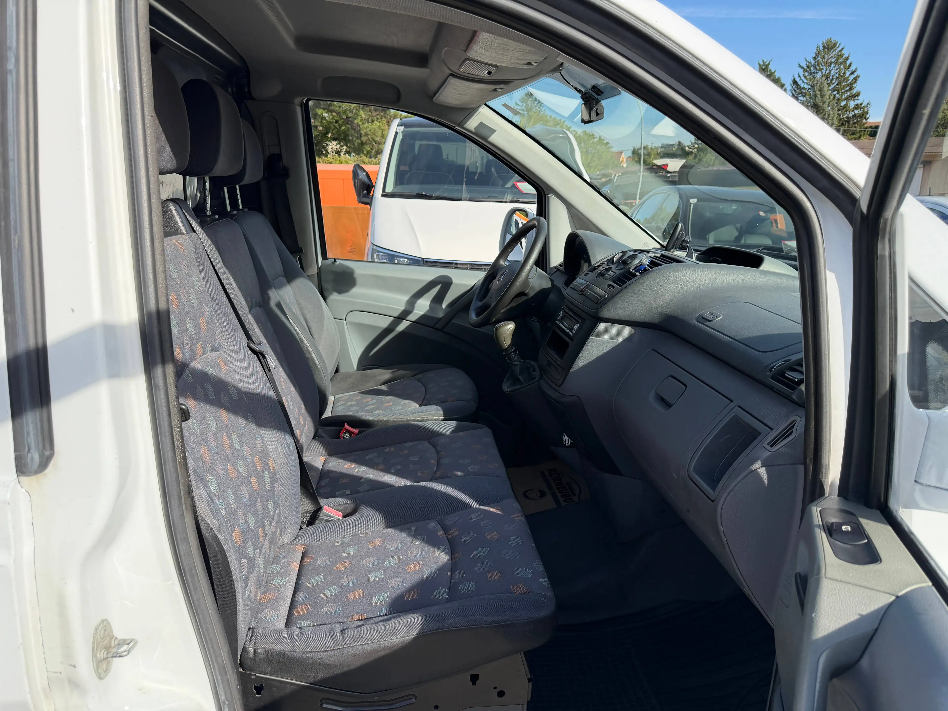Mercedes-Benz Vito 111 CDI lang *Klima* — photo 6