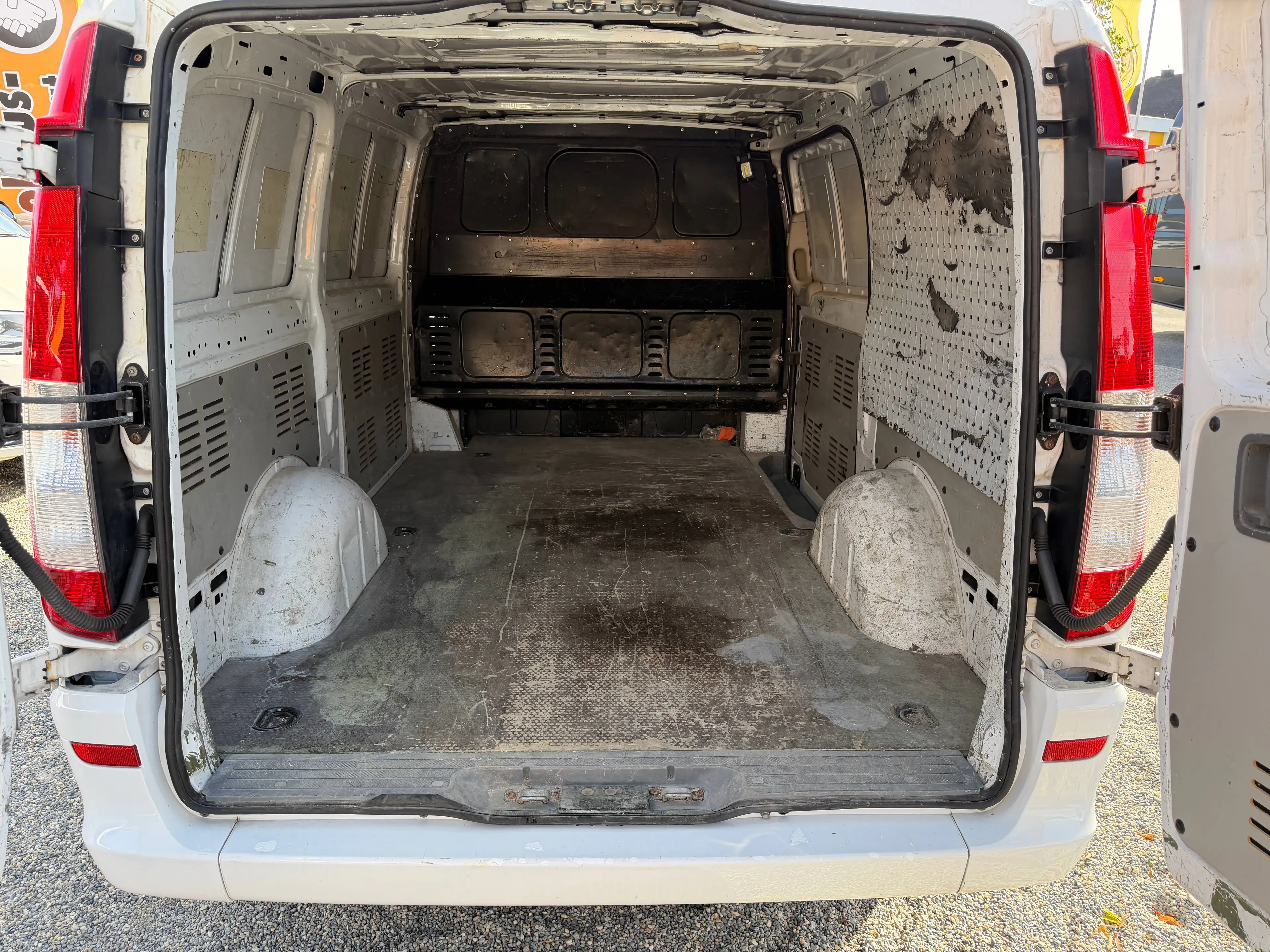 Mercedes-Benz Vito 111 CDI lang *Klima* — photo 13