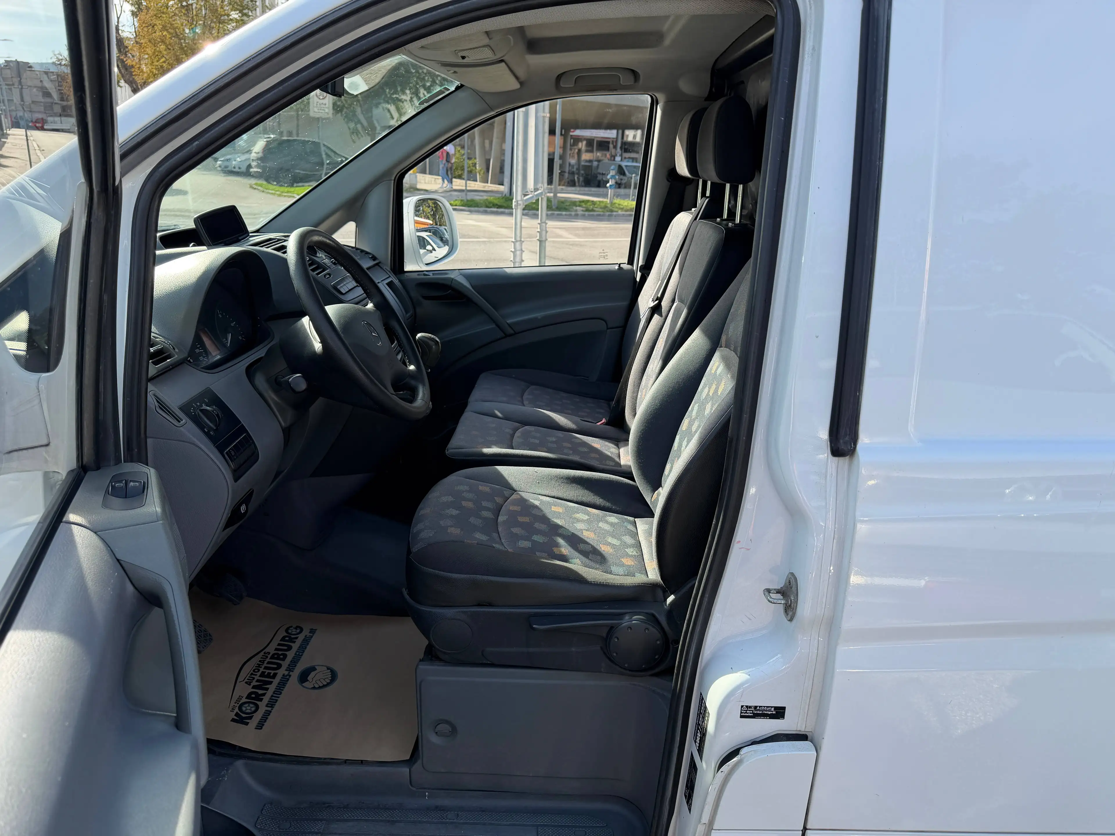 Mercedes-Benz Vito 111 CDI lang *Klima* — photo 4