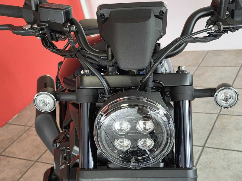 Honda CMX 100 Rebel — photo 2