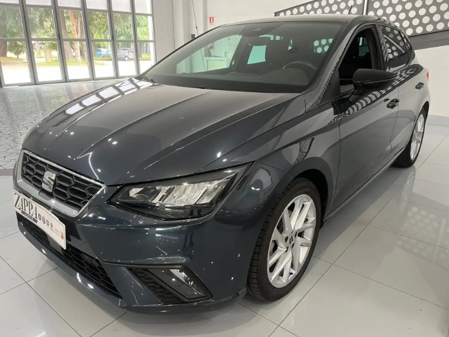 SEAT Ibiza 5 Porte 1.0 EcoTSI FR Grigio - 1
