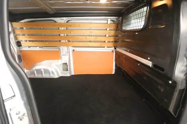 Peugeot Expert view 25