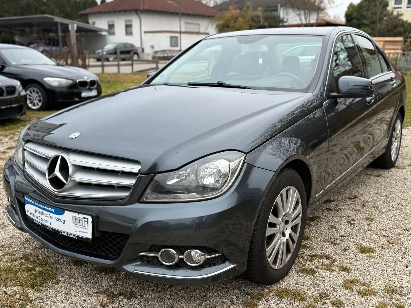 Mercedes-Benz C 200 AUT SZH NAVI KLIMA SCHECKHEFT Grau - 1