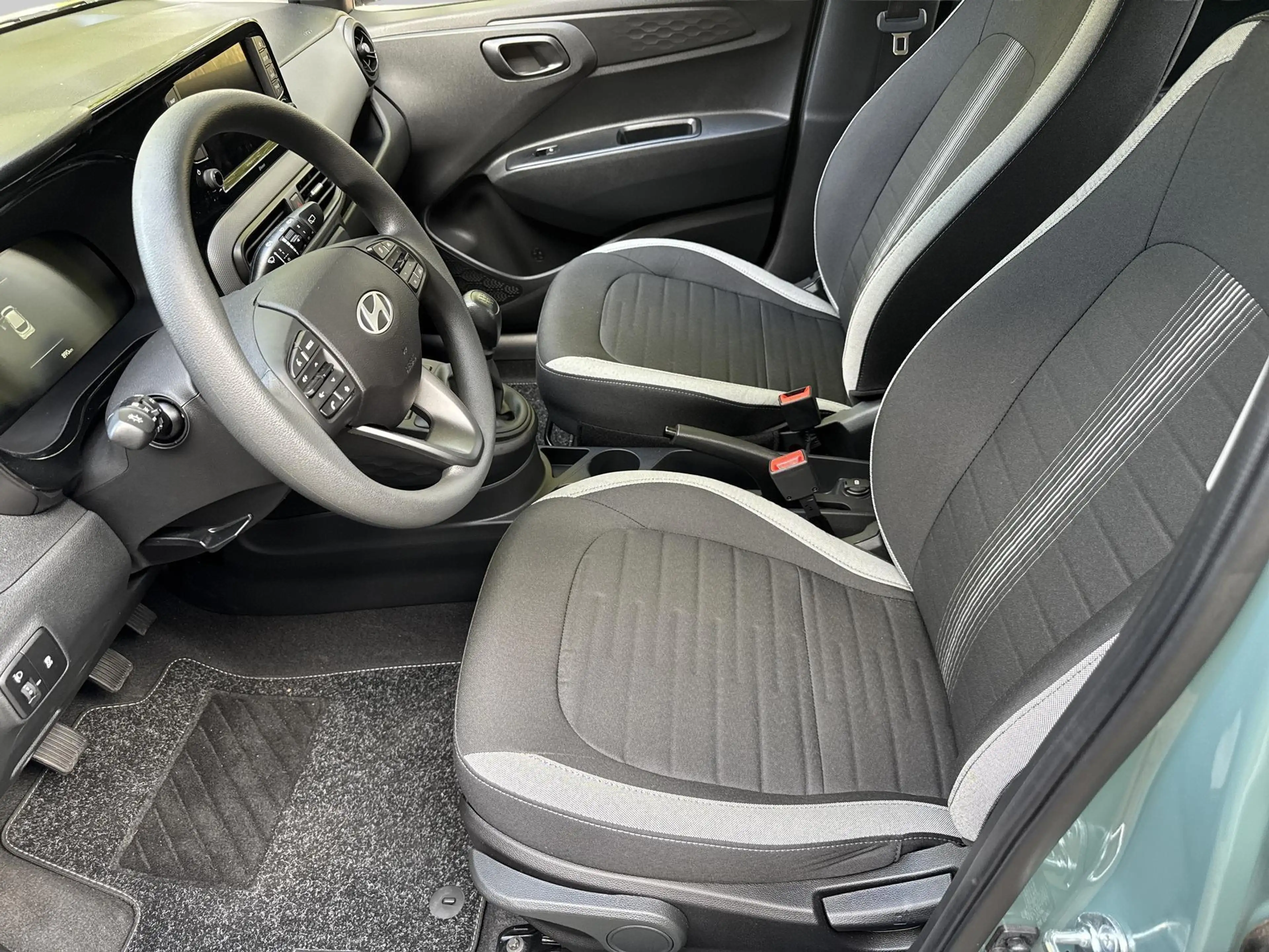 Hyundai i10 1.0 Comfort VAN: €21.690 NU VOOR: €19.190 — photo 8