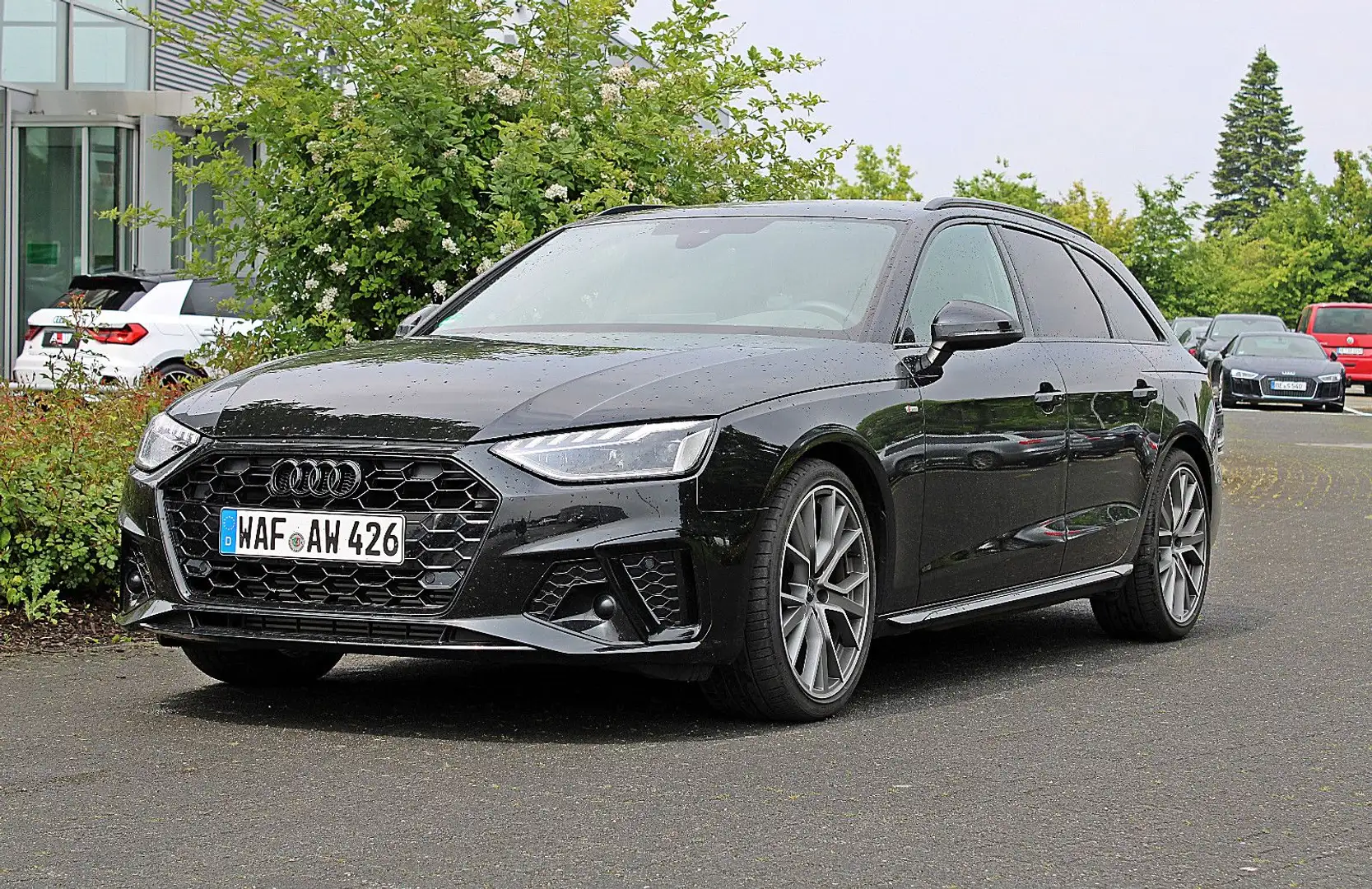 Audi A4 Avant 35TFSI S LINE BLACK B&O TOUR VIRTUAL+ Schwarz - 1
