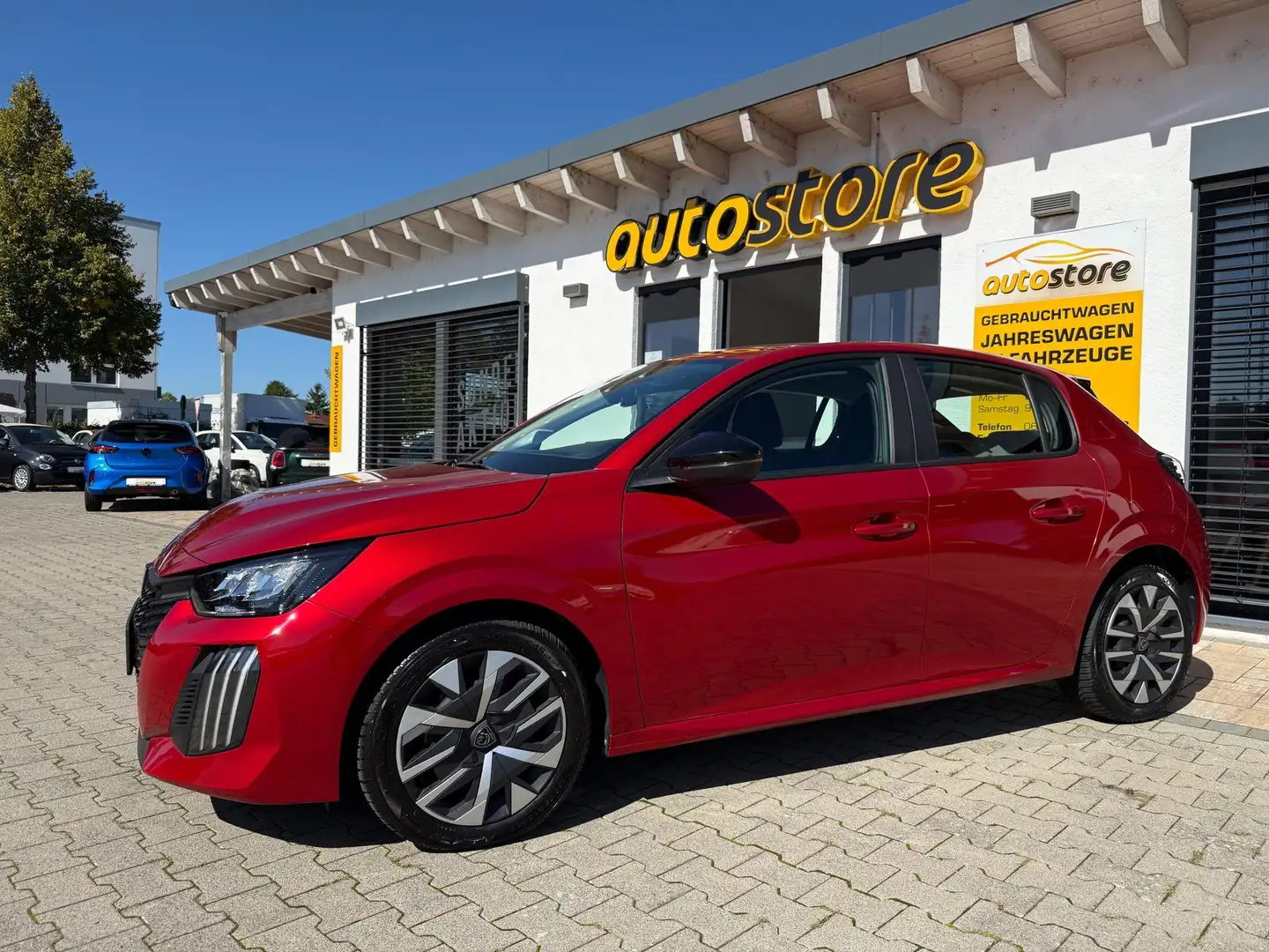 Peugeot 208 1.2 PureTech 75 Active 55 kW (75 PS), Schalt. 5... Rouge - 1