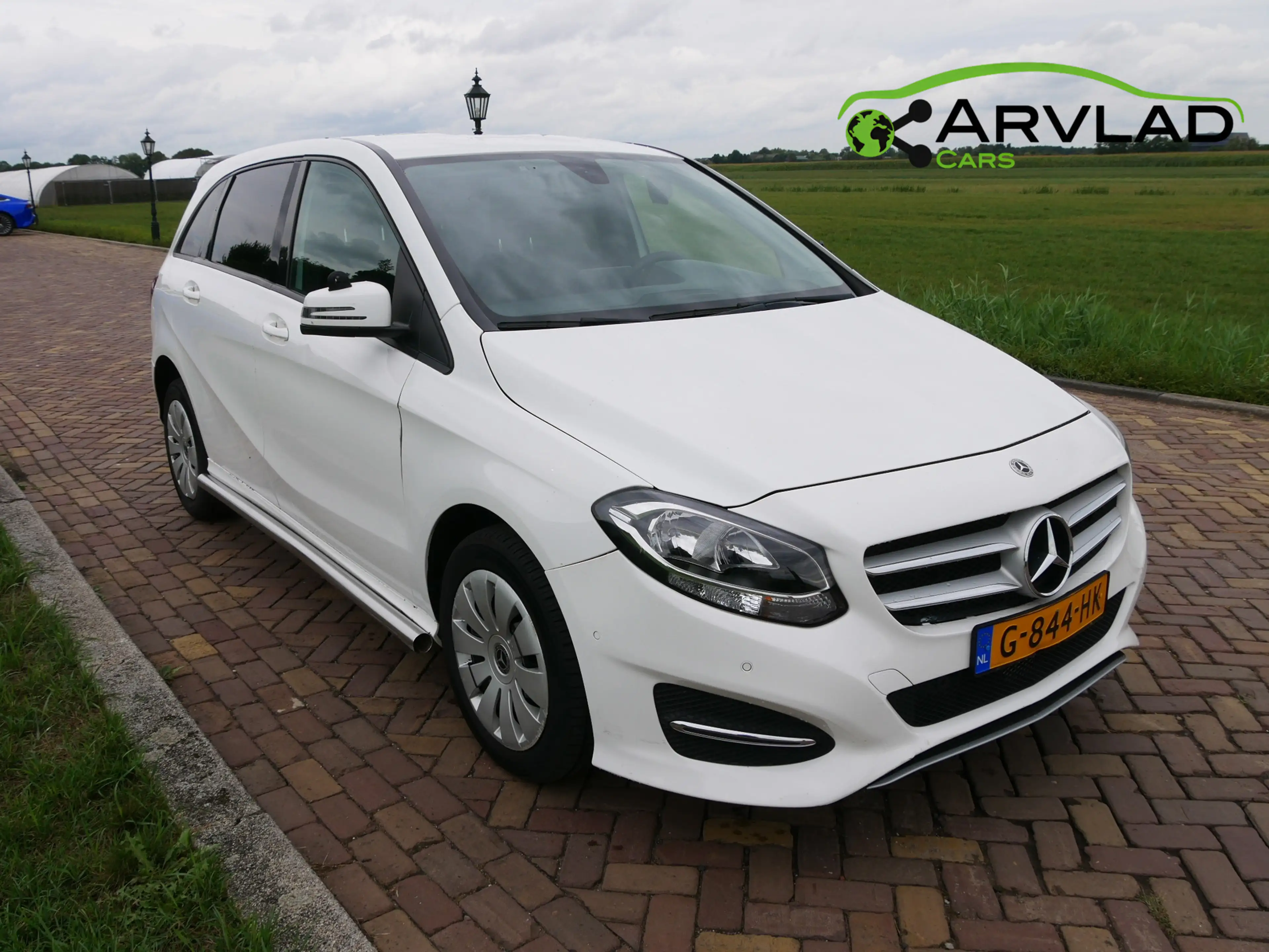 Mercedes-Benz B 220 d AUT. AC | EX POLICE MARGE CAR