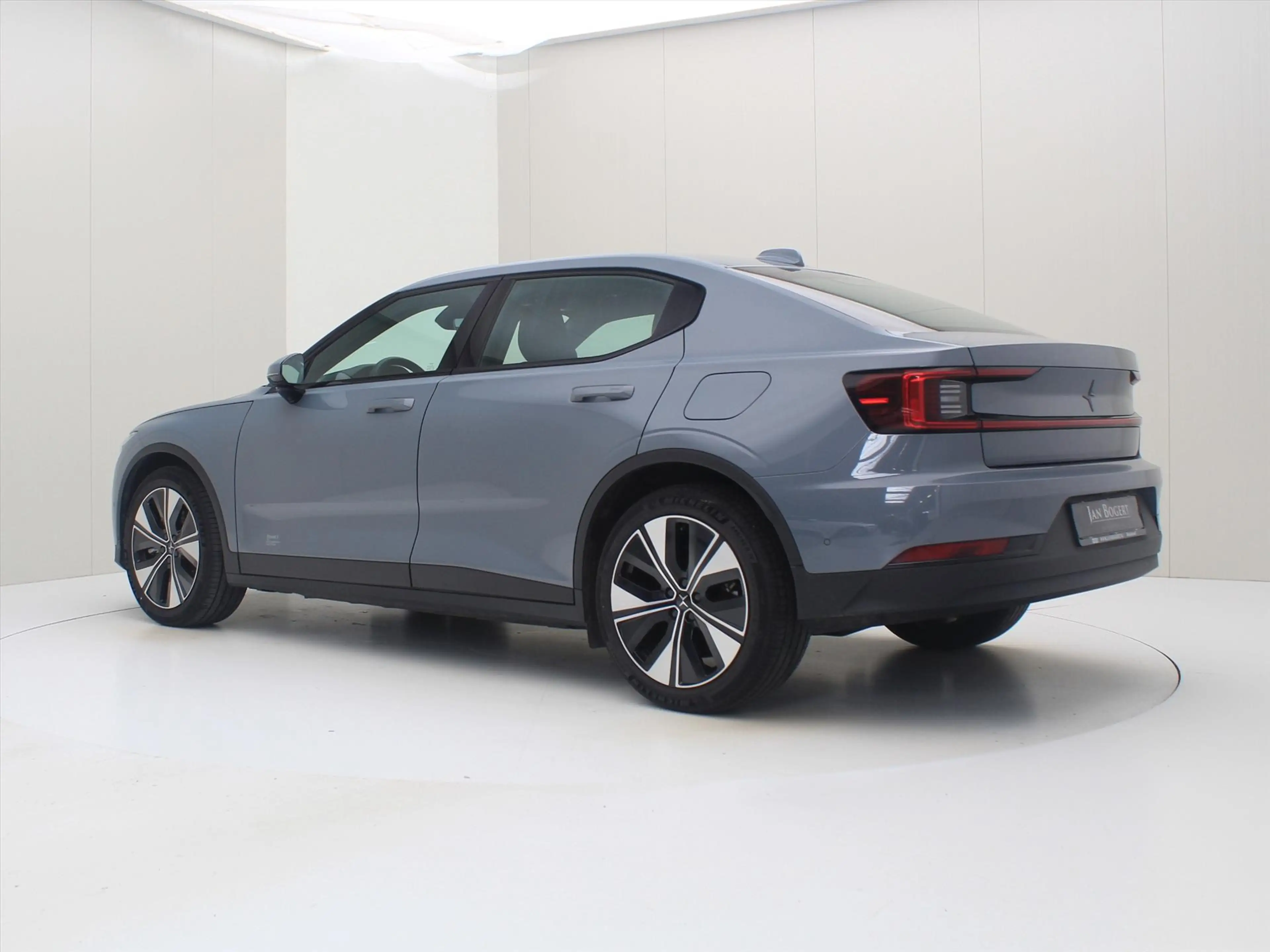Polestar 2 Long Range Single Motor 231pk 94% SoH [ PILOT+ACC+ — photo 4