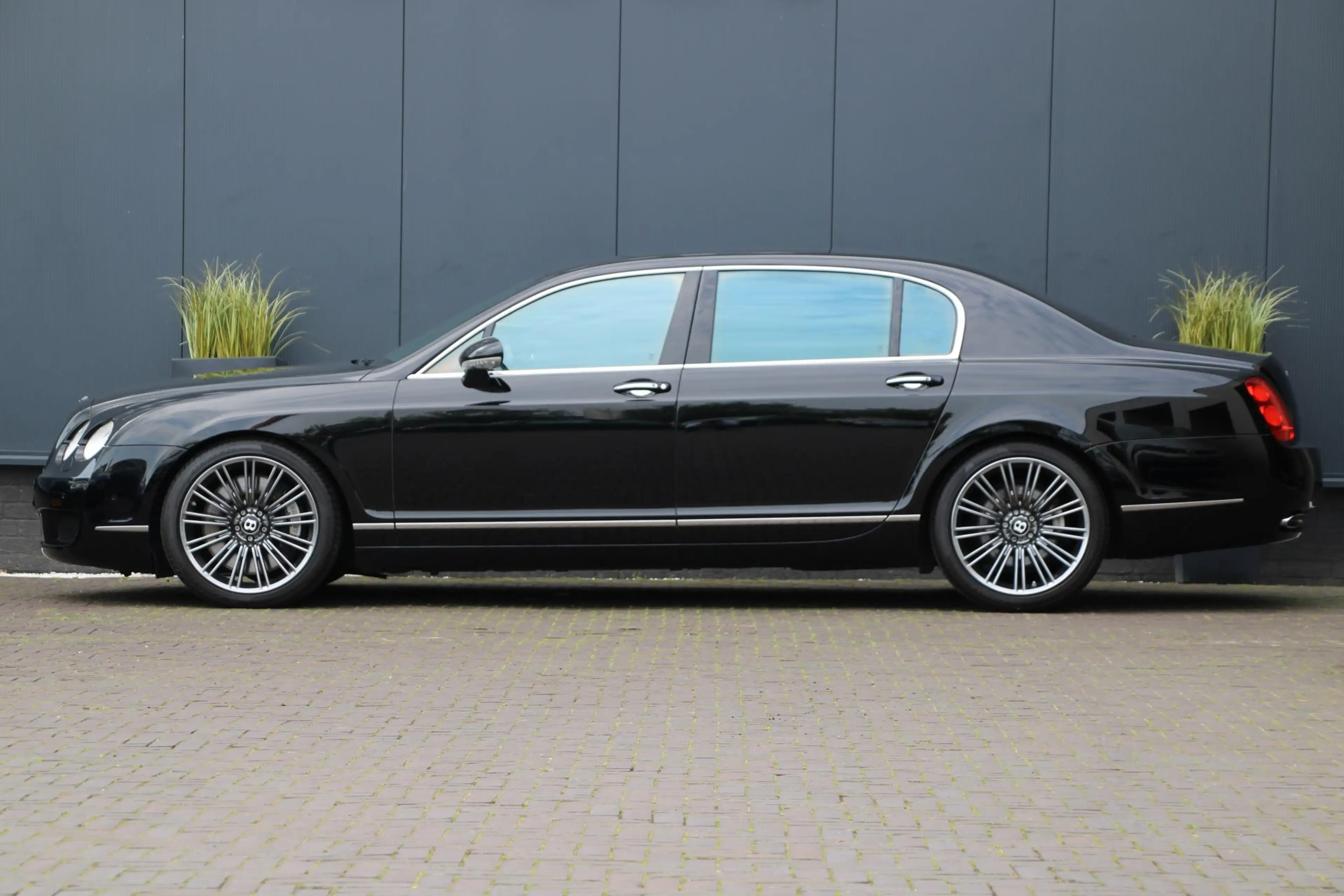 Bentley Flying Spur Continental W12 560pk | Youngtimer | BTW auto | Ni — photo 7