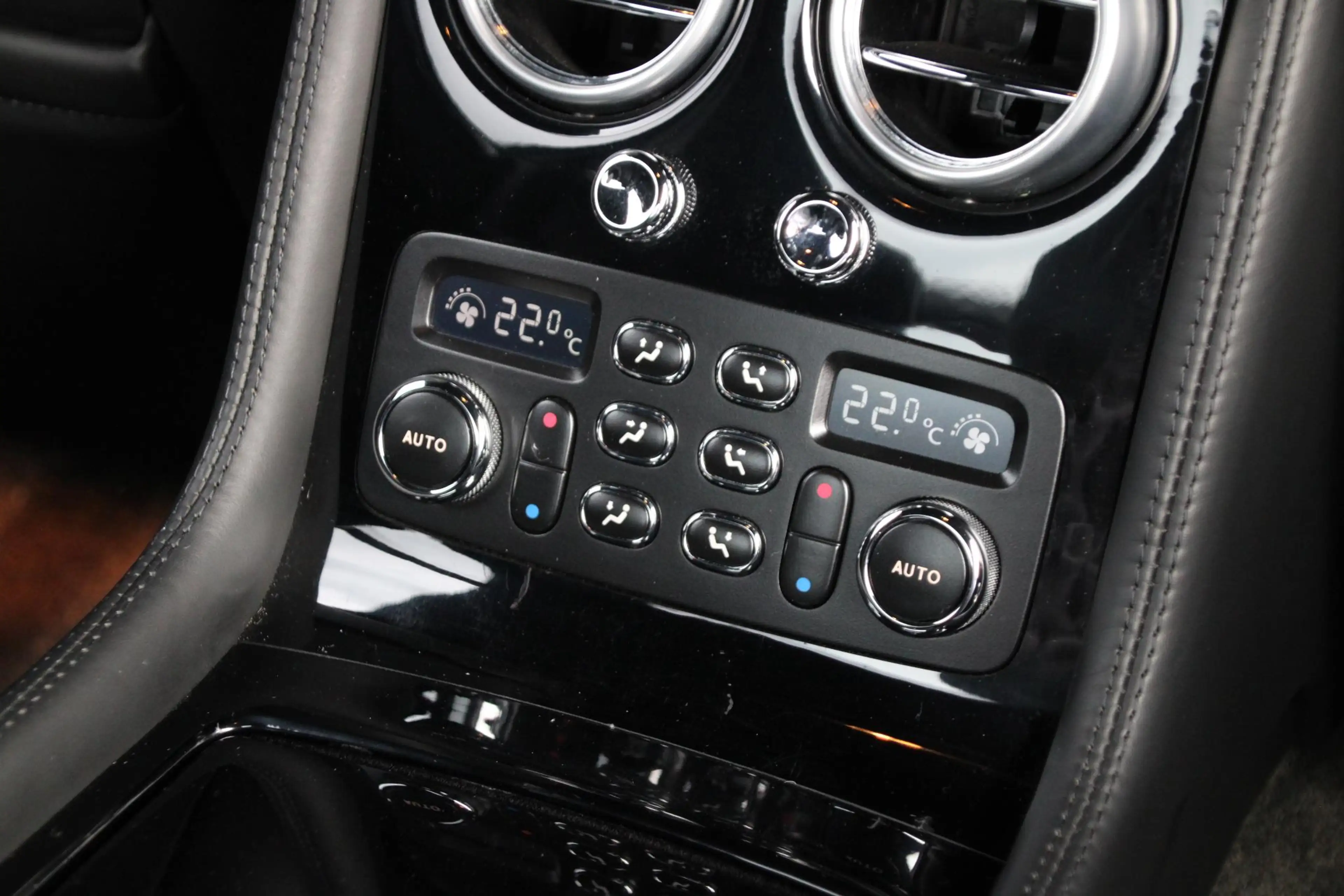 Bentley Flying Spur Continental W12 560pk | Youngtimer | BTW auto | Ni — photo 10